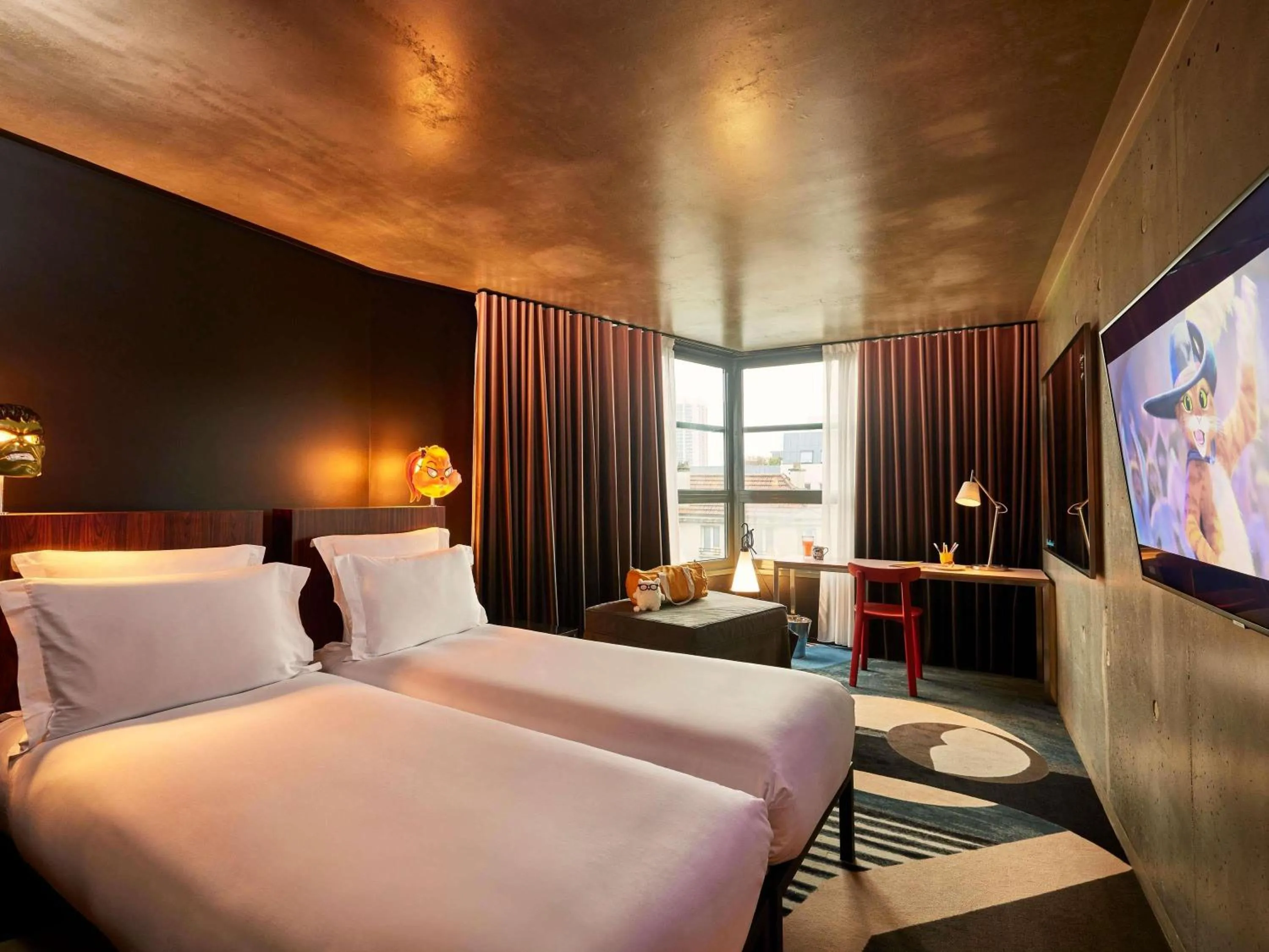 Bedroom, Bed in Mama Shelter Paris East