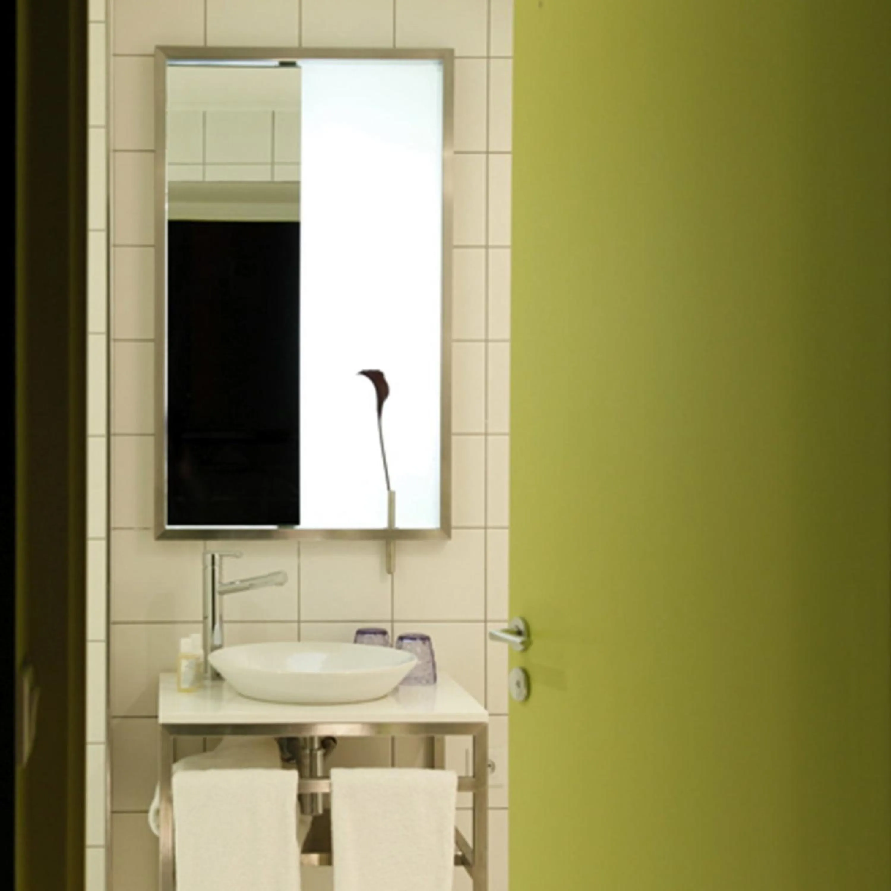 Bathroom in Mama Shelter Paris East