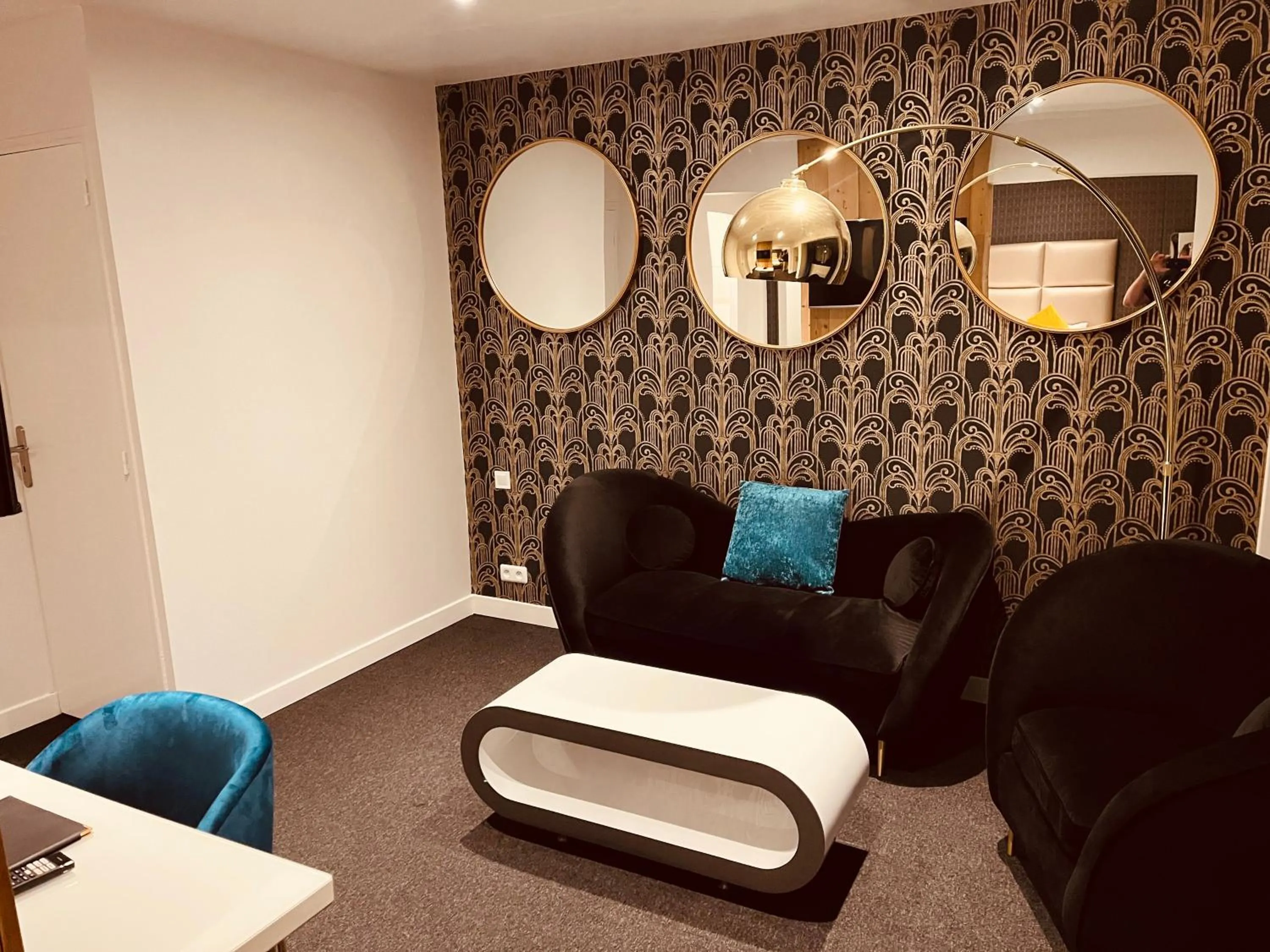 Living room in The Originals Boutique Hotel Le Panorama Mont Dore