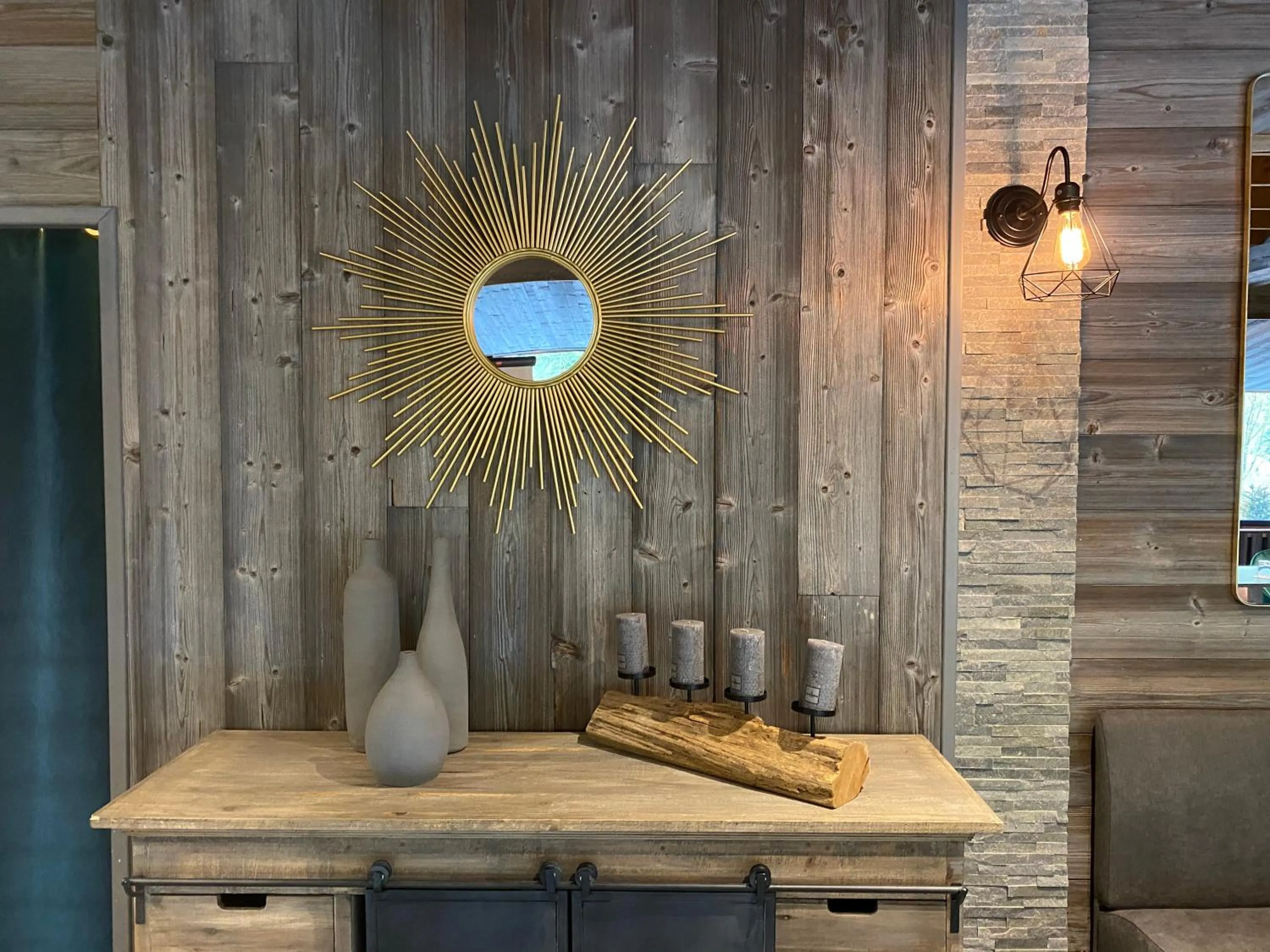 Restaurant/places to eat in The Originals Boutique Hotel Le Panorama Mont Dore