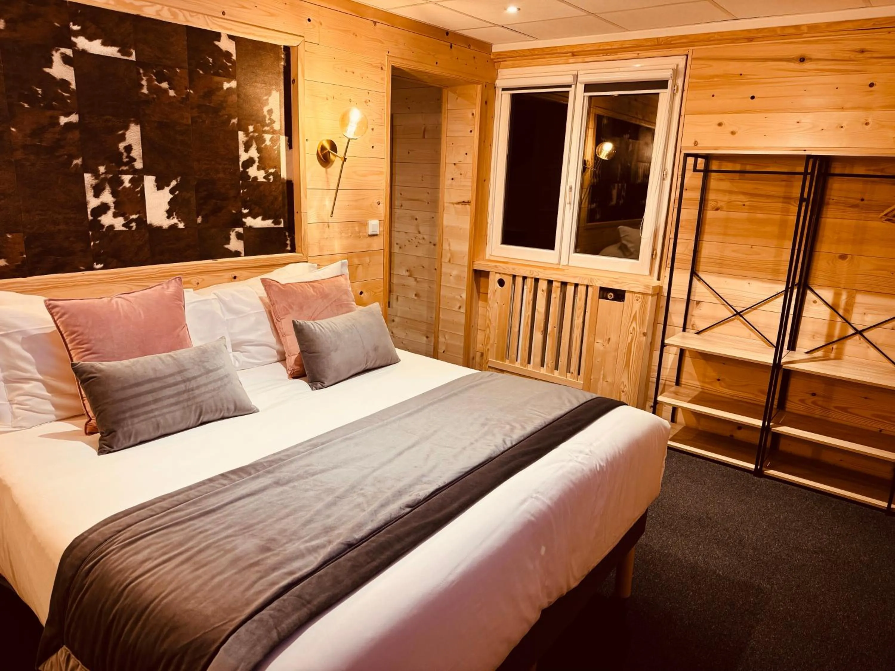 Bedroom, Bed in The Originals Boutique Hotel Le Panorama Mont Dore