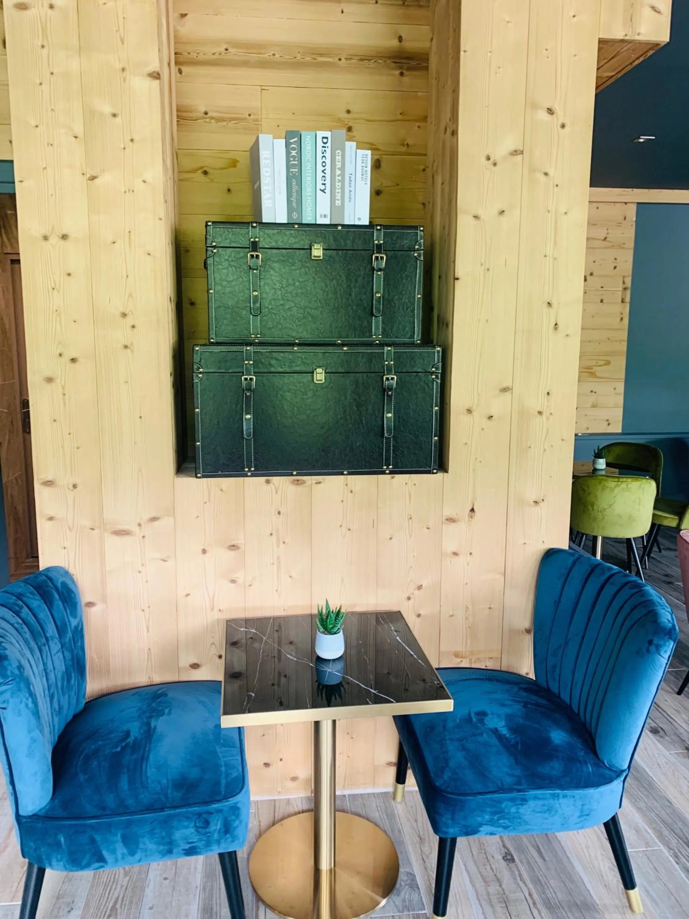 Lounge or bar in The Originals Boutique Hotel Le Panorama Mont Dore