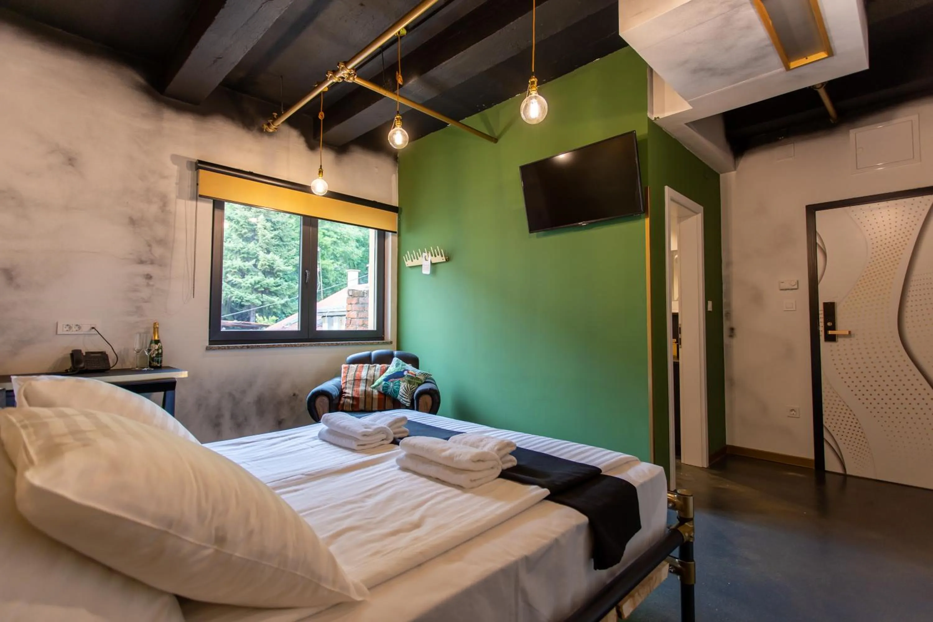 TV and multimedia, Bed in Timeout Heritage Hotel Zagreb