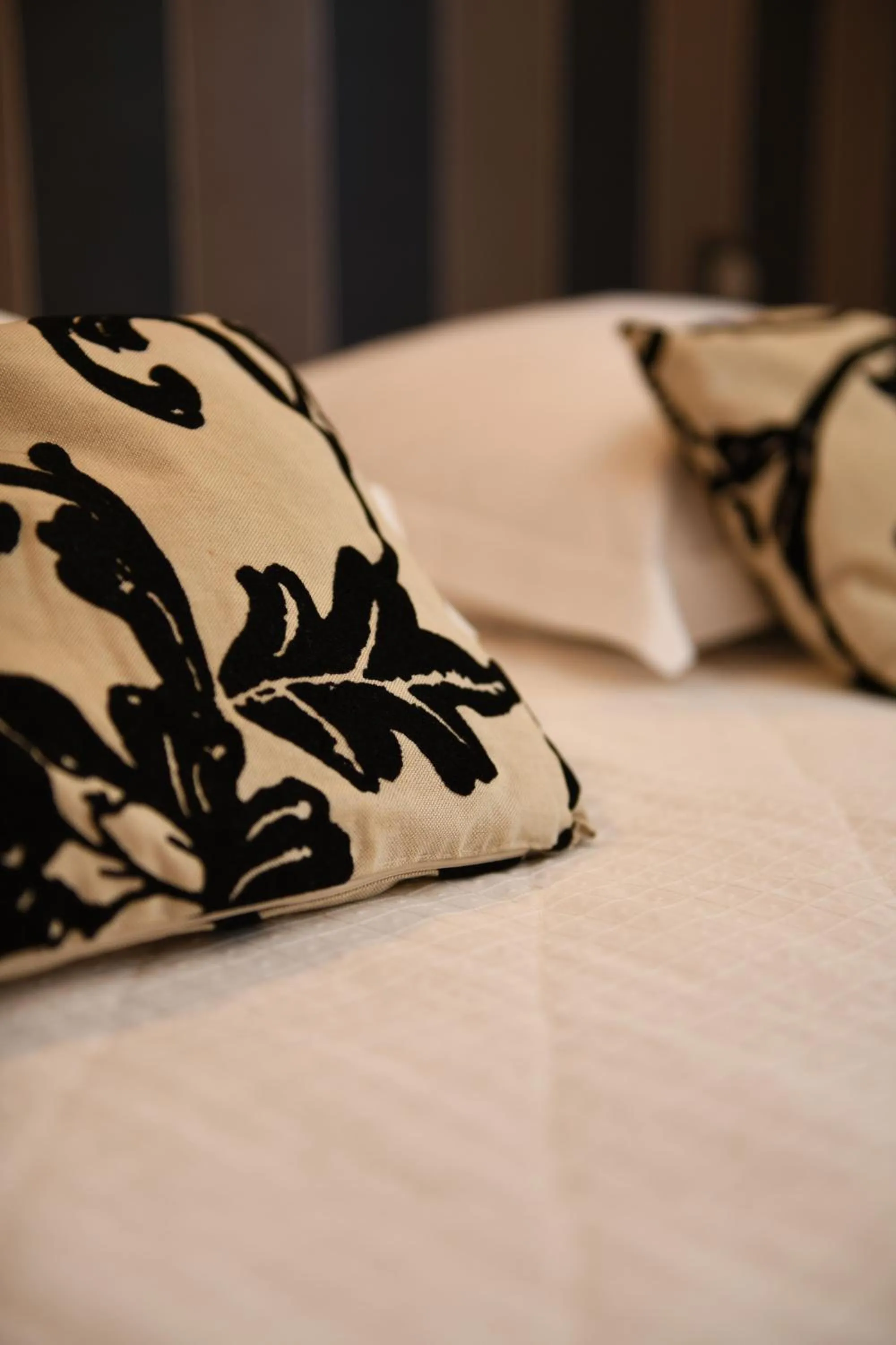 Bed in Hotel du Commerce