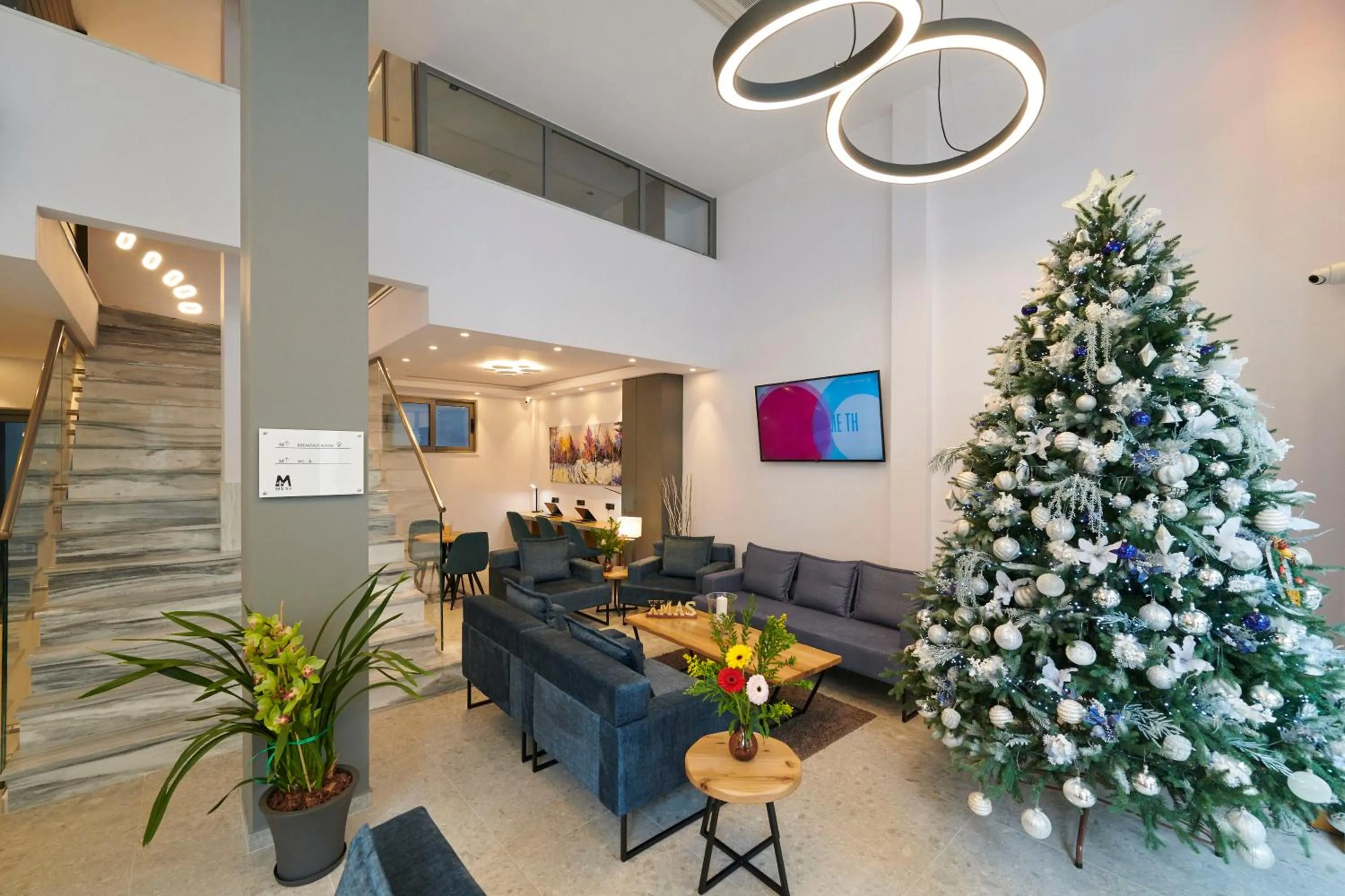 Lobby or reception in Meni Hotel & Apartments UNDER NEW MANAGEMENT