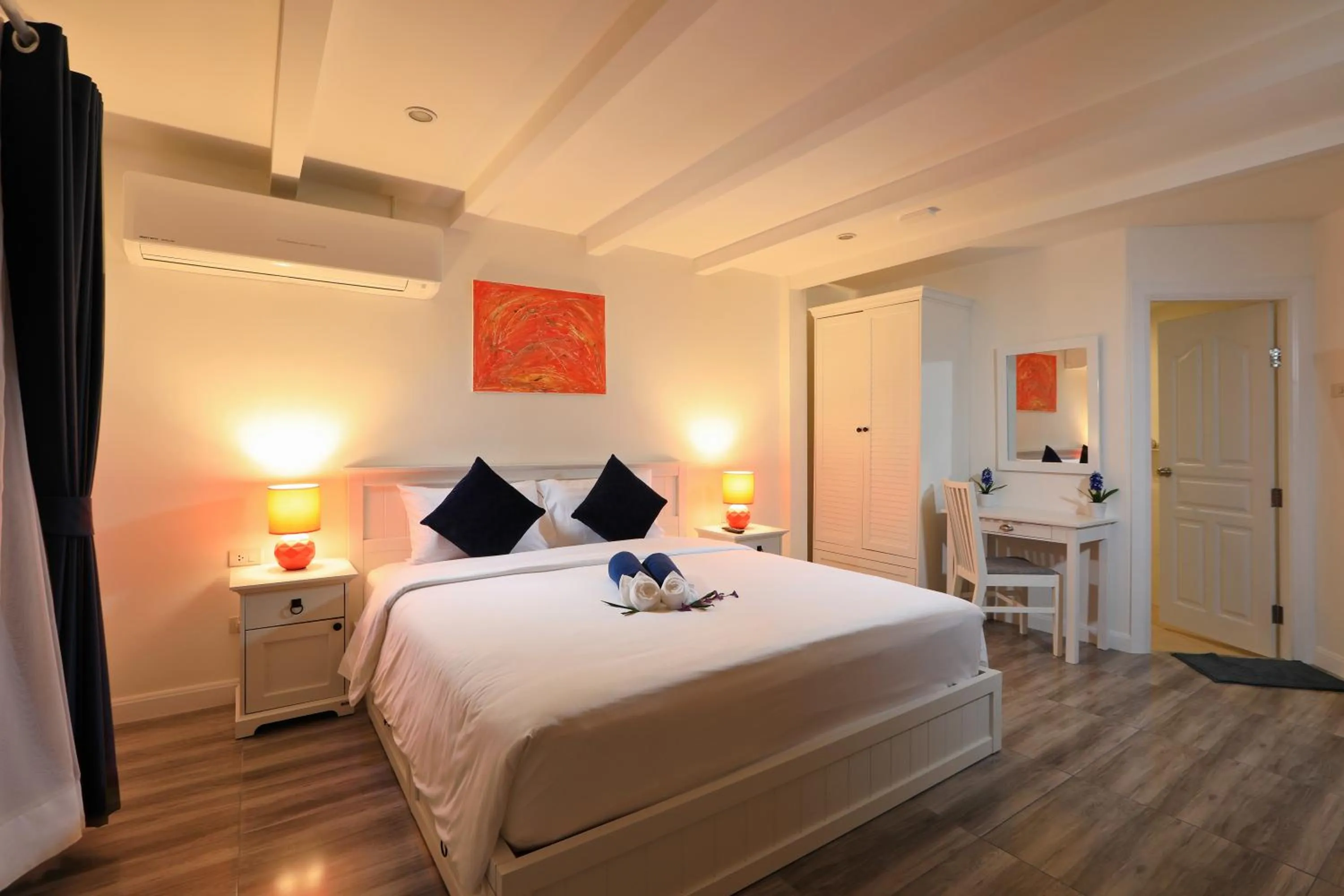 Bed in Kata White Villas
