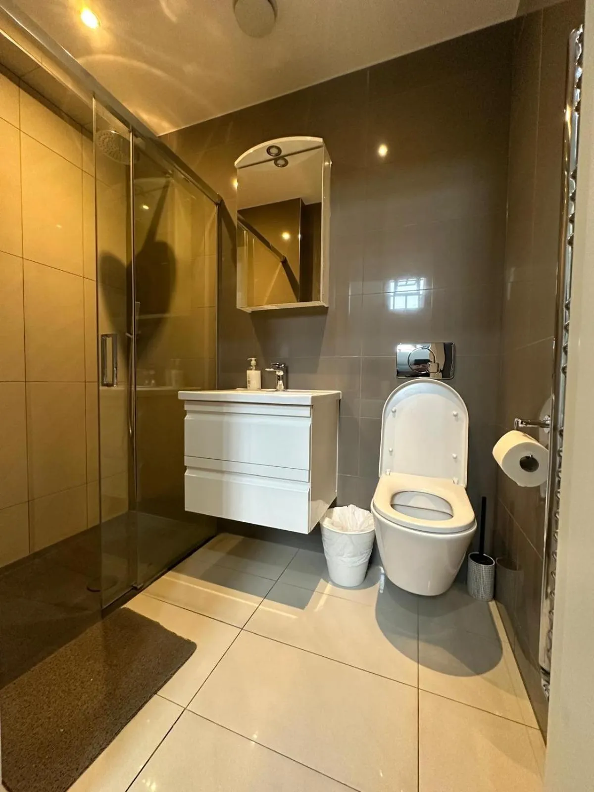 Shower in Simple Stay