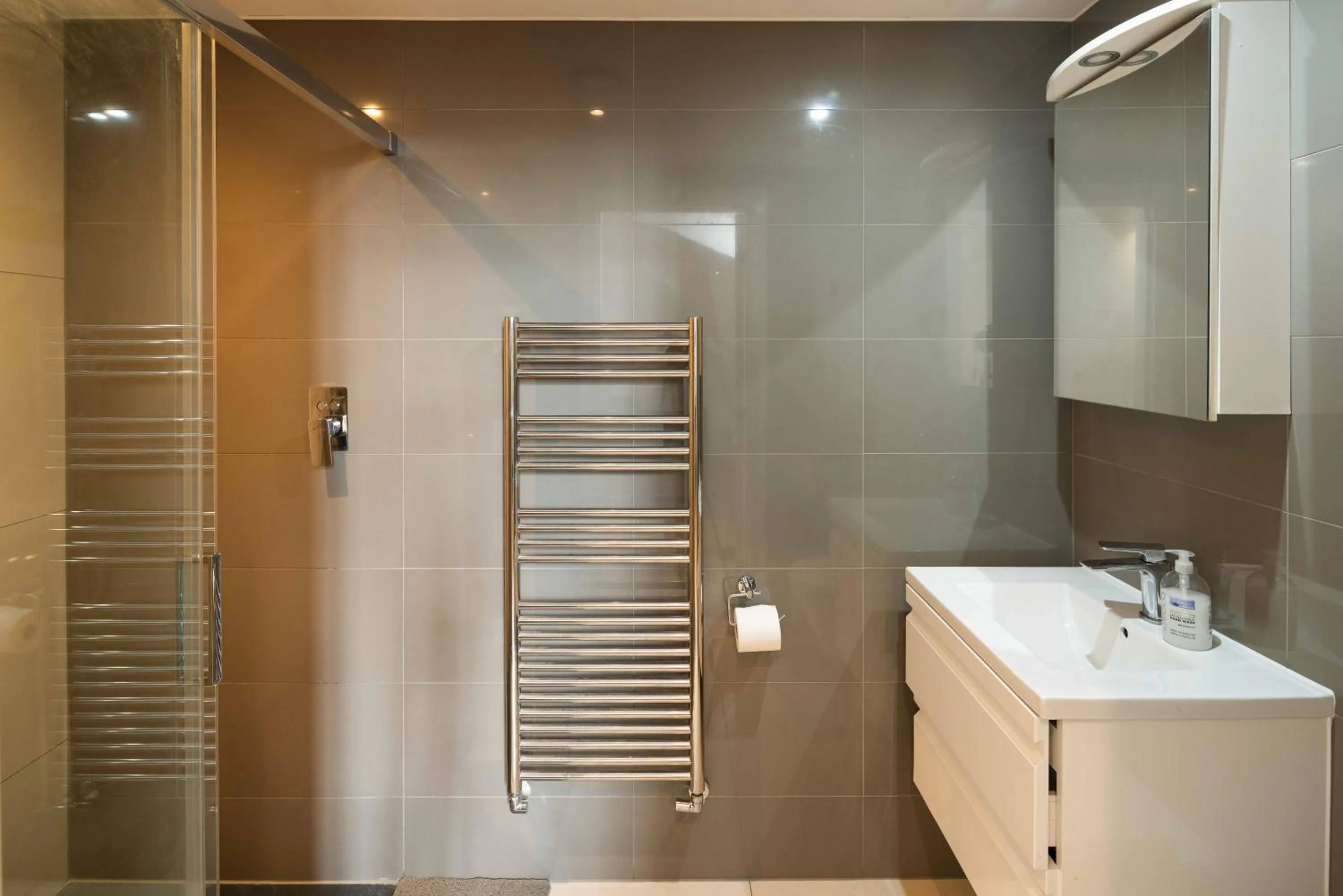 Bathroom in Simple Stay