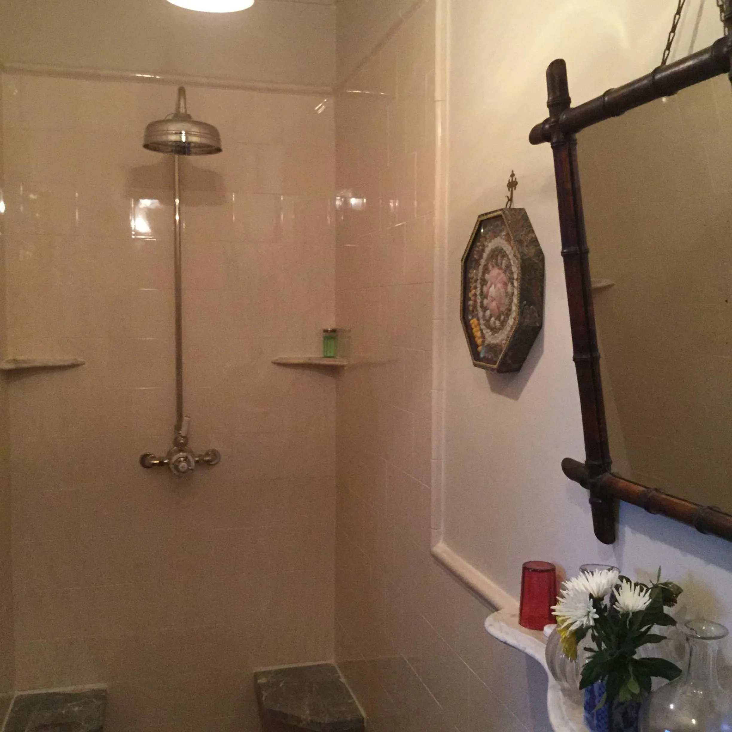 Bathroom in St Benedict - Victorian Bed and Breakfast