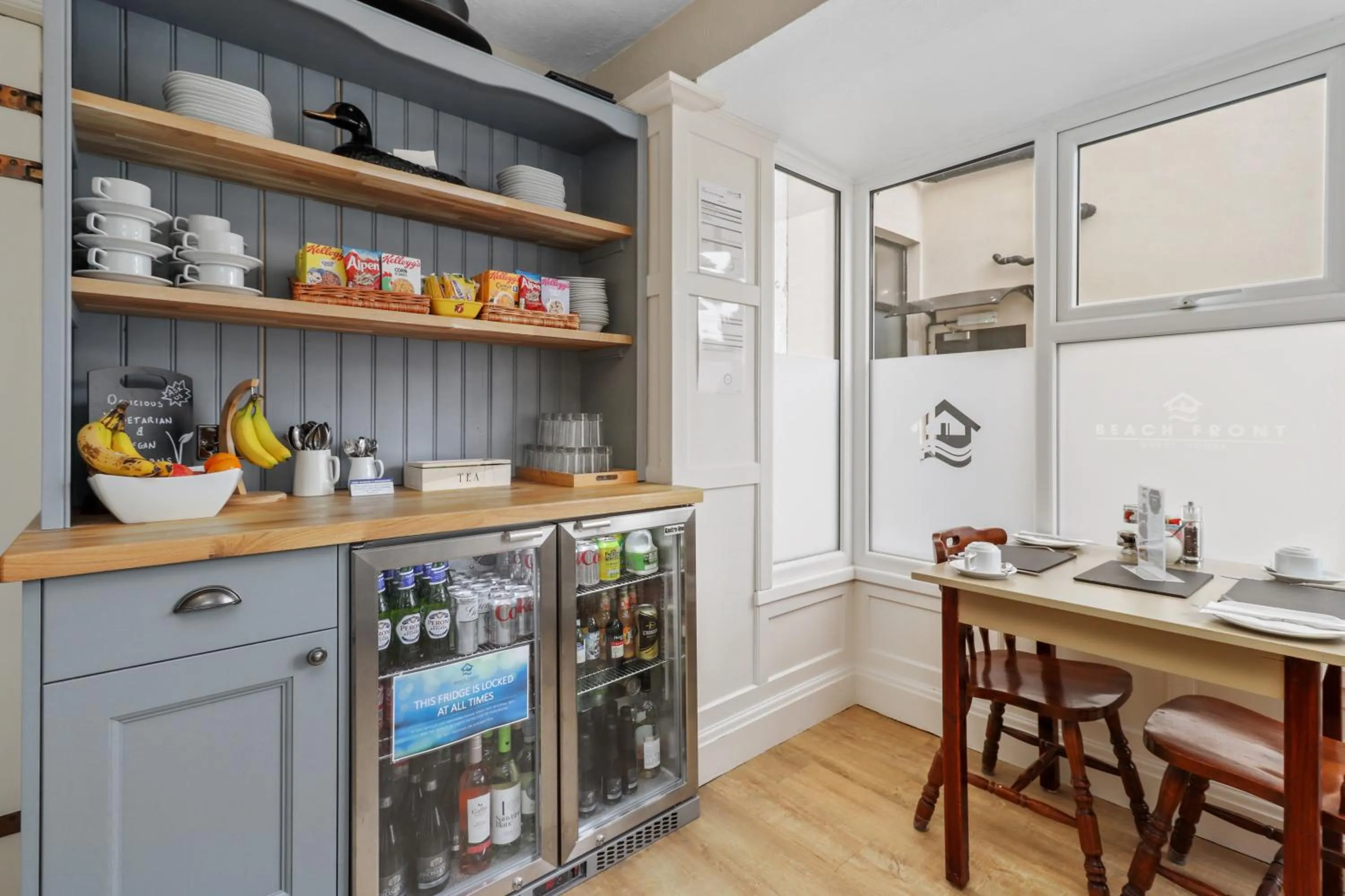 Lounge or bar in Beach Front Guest House