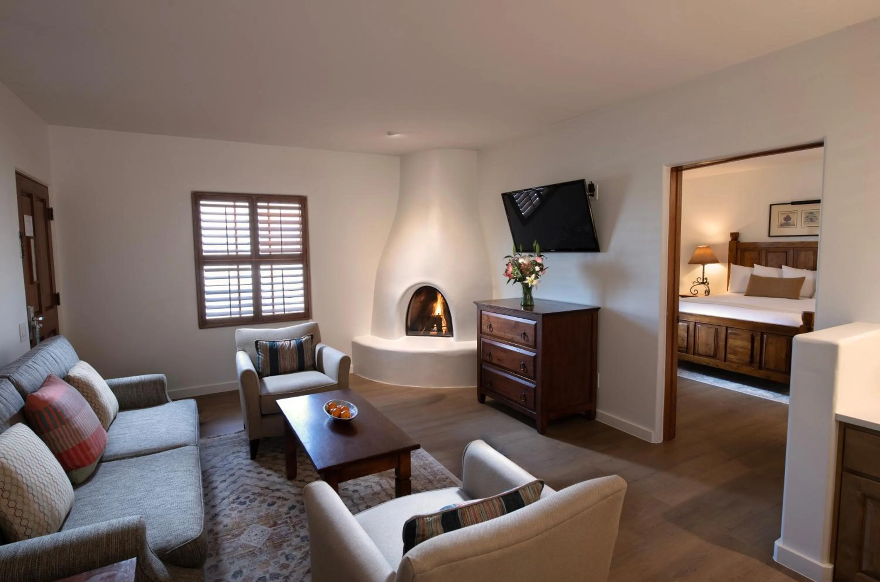 TV and multimedia, Bed in Piñon Court by La Fonda