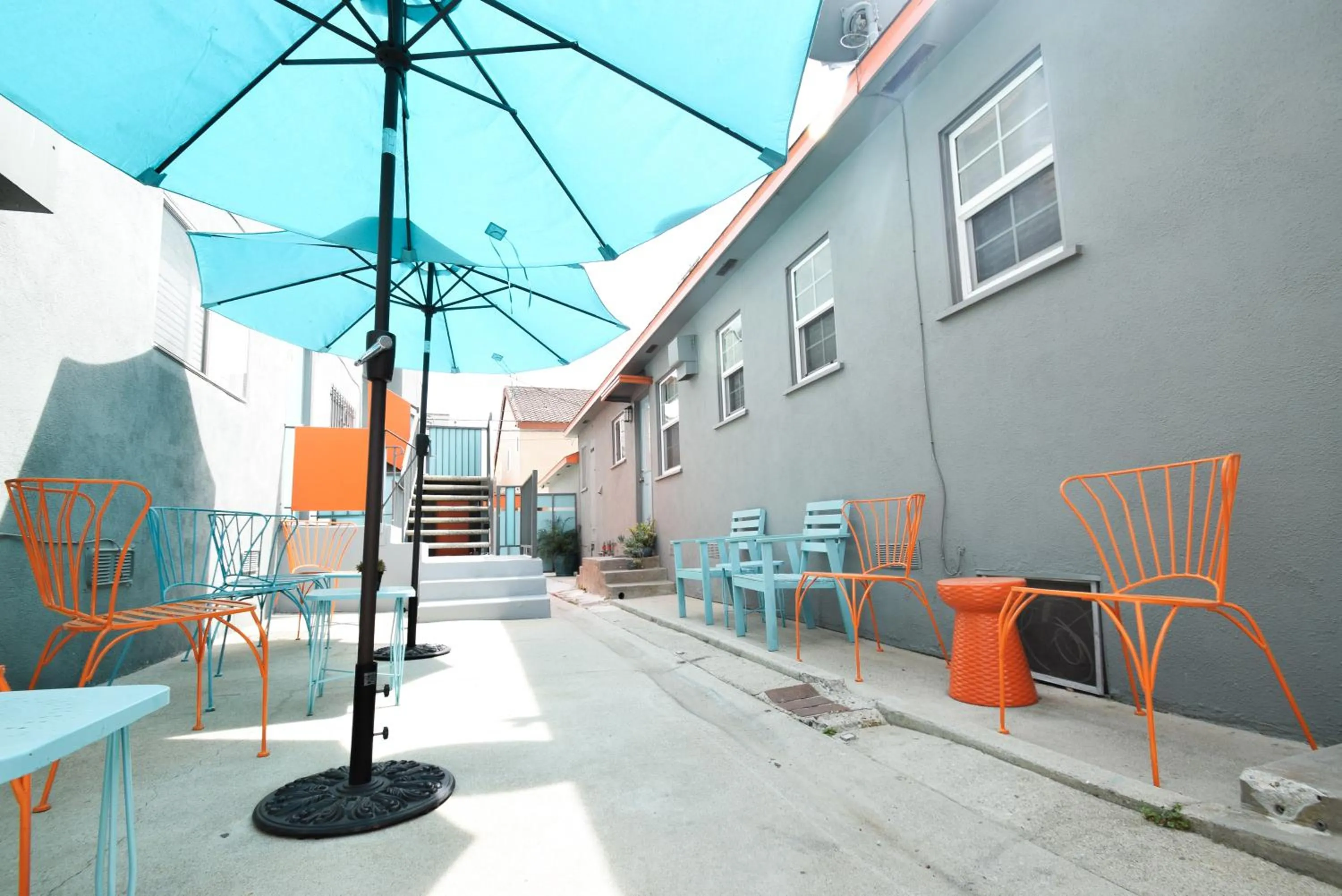 Patio in Venice Beach Apartments Monthly rents