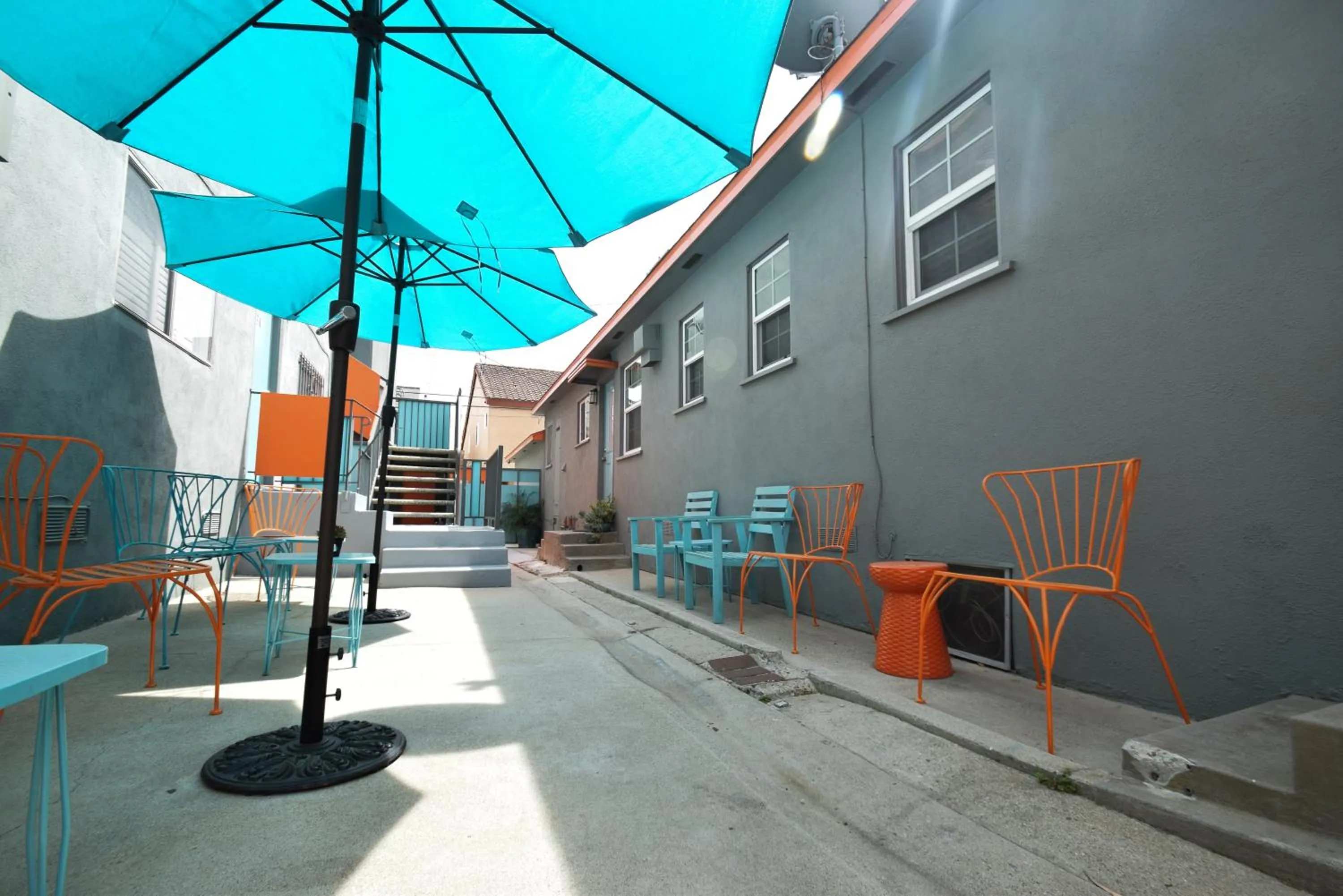 Patio in Venice Beach Apartments Monthly rents