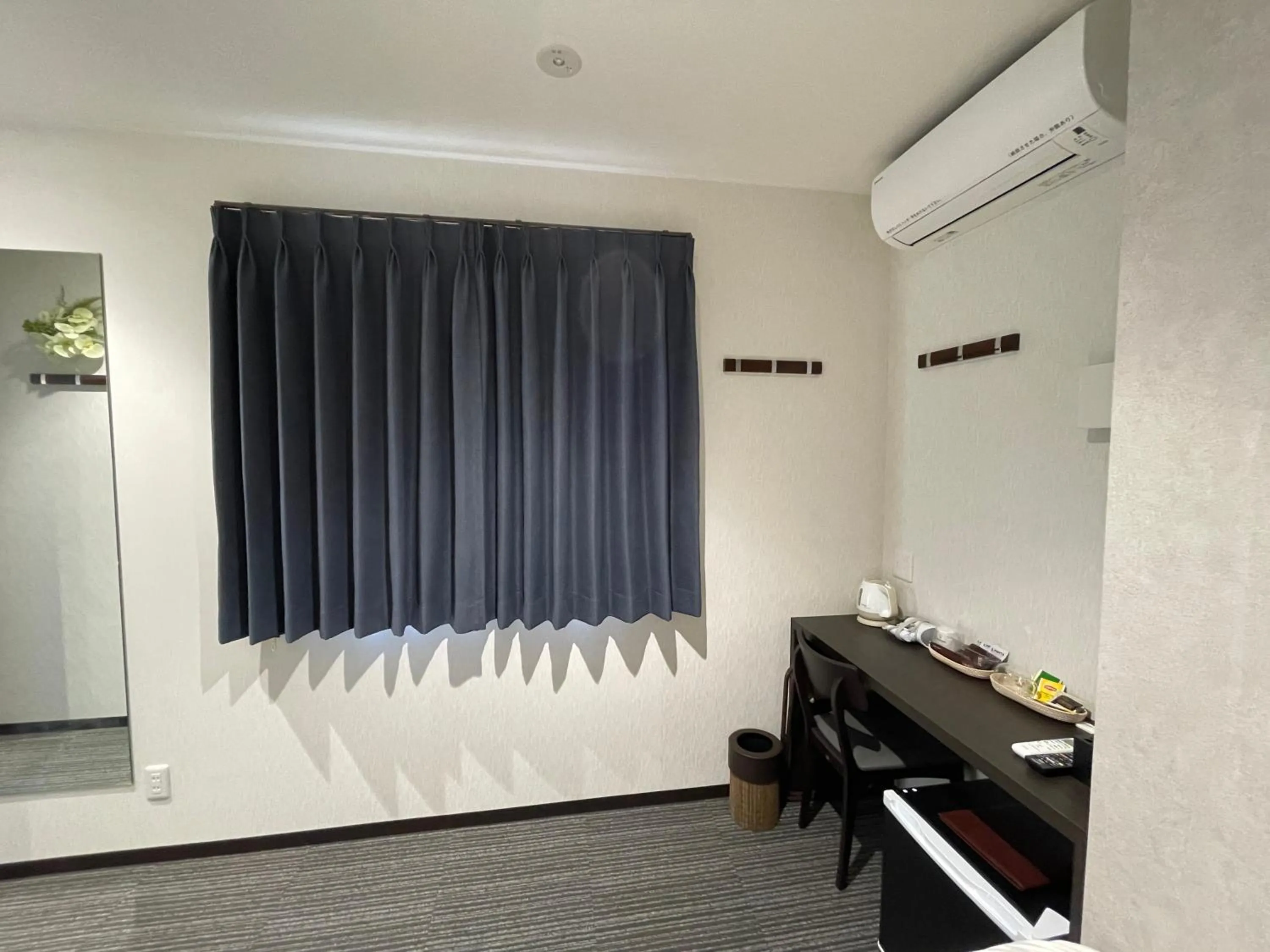 Photo of the whole room in Hotel de M