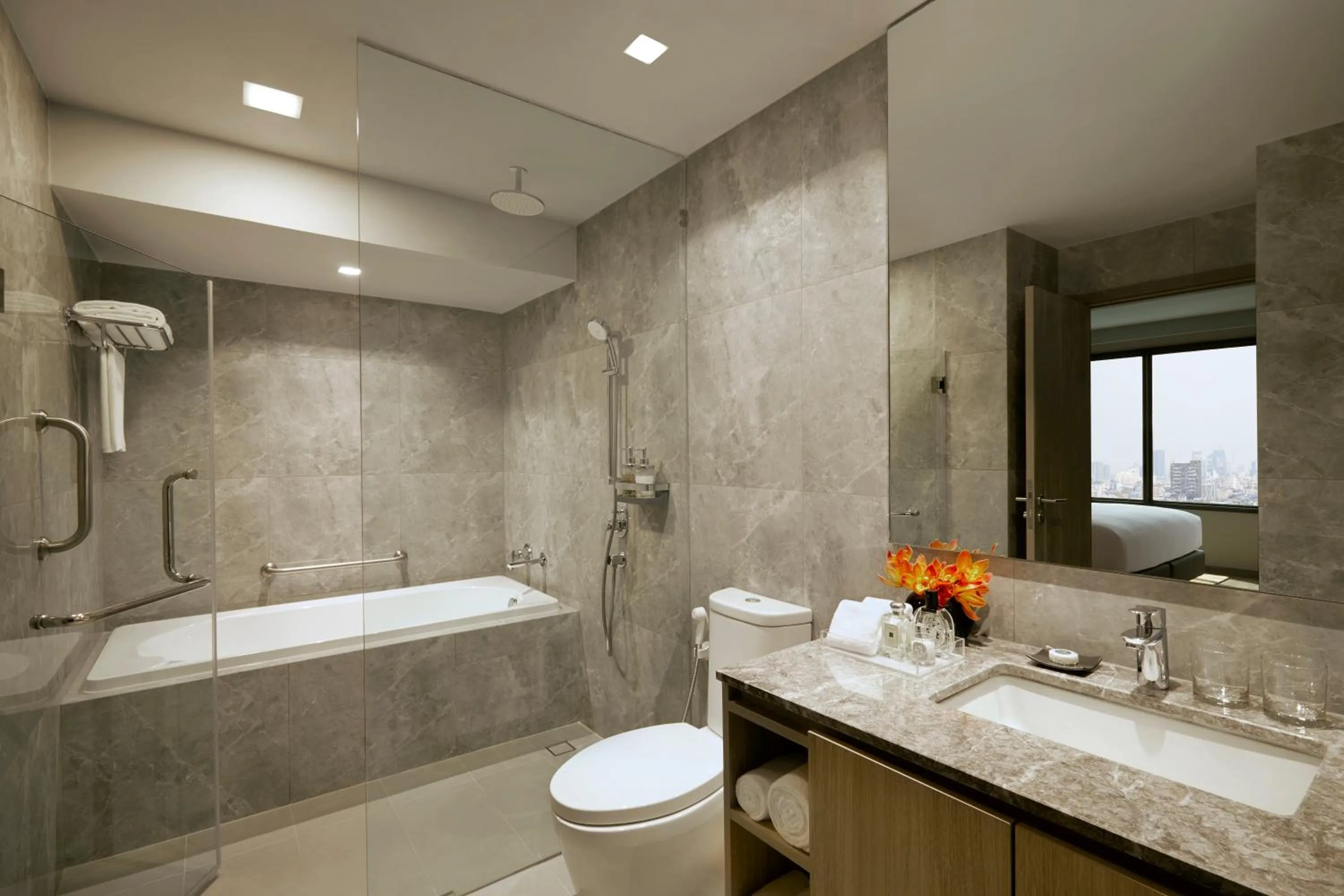 Shower in Somerset Rama 9 Bangkok