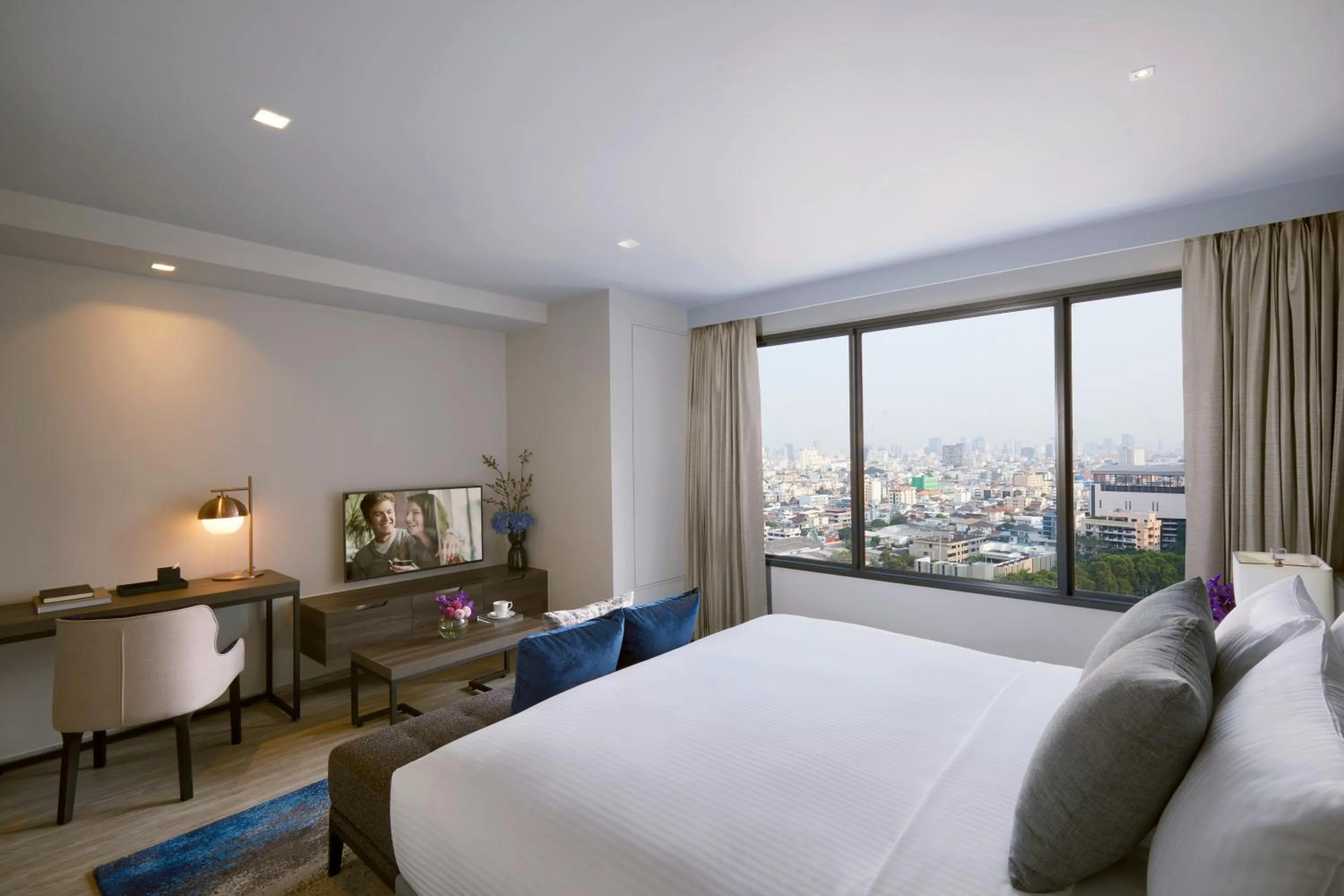 Photo of the whole room, Bed in Somerset Rama 9 Bangkok