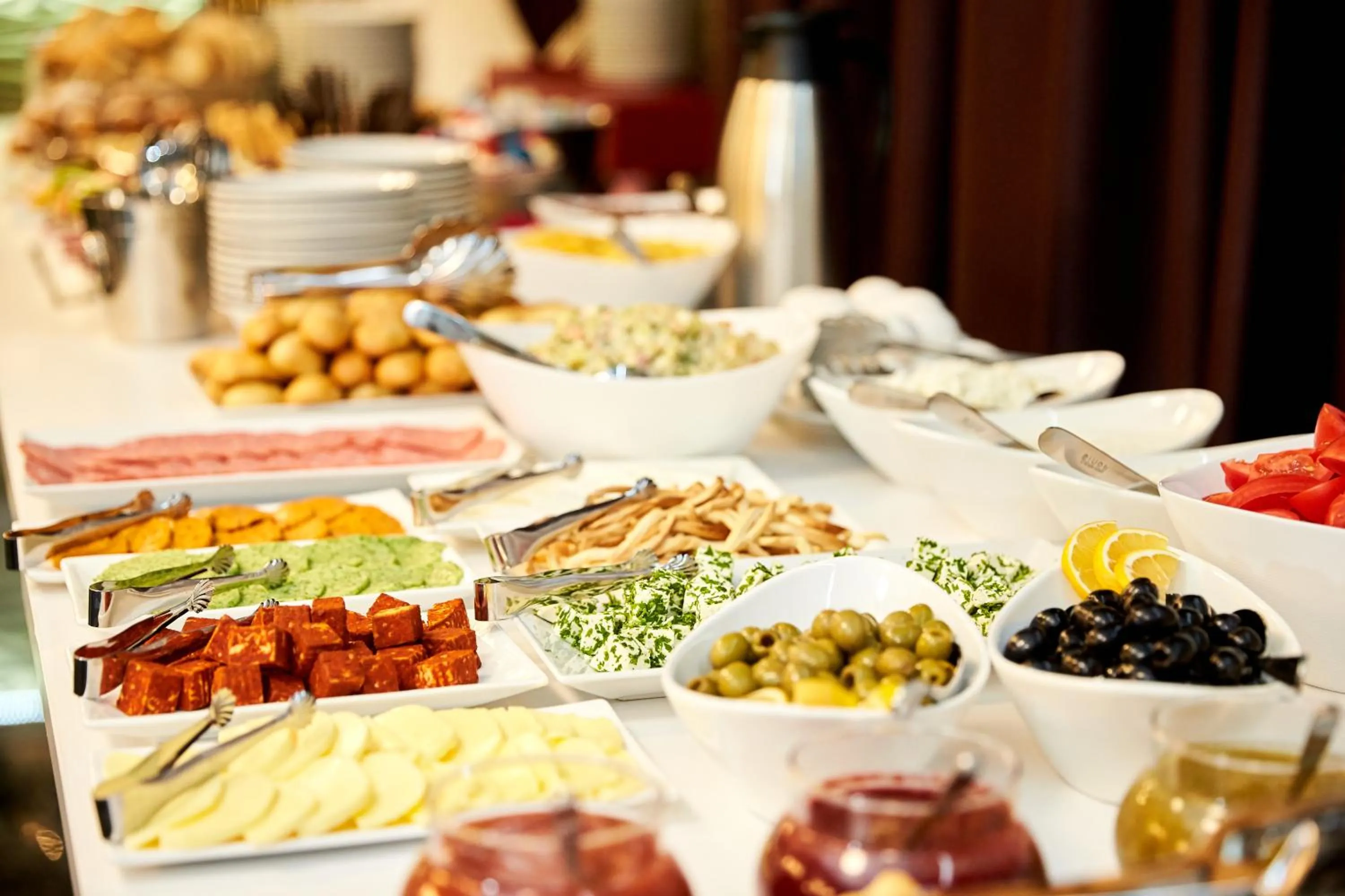 Restaurant/places to eat in Brosse Garden