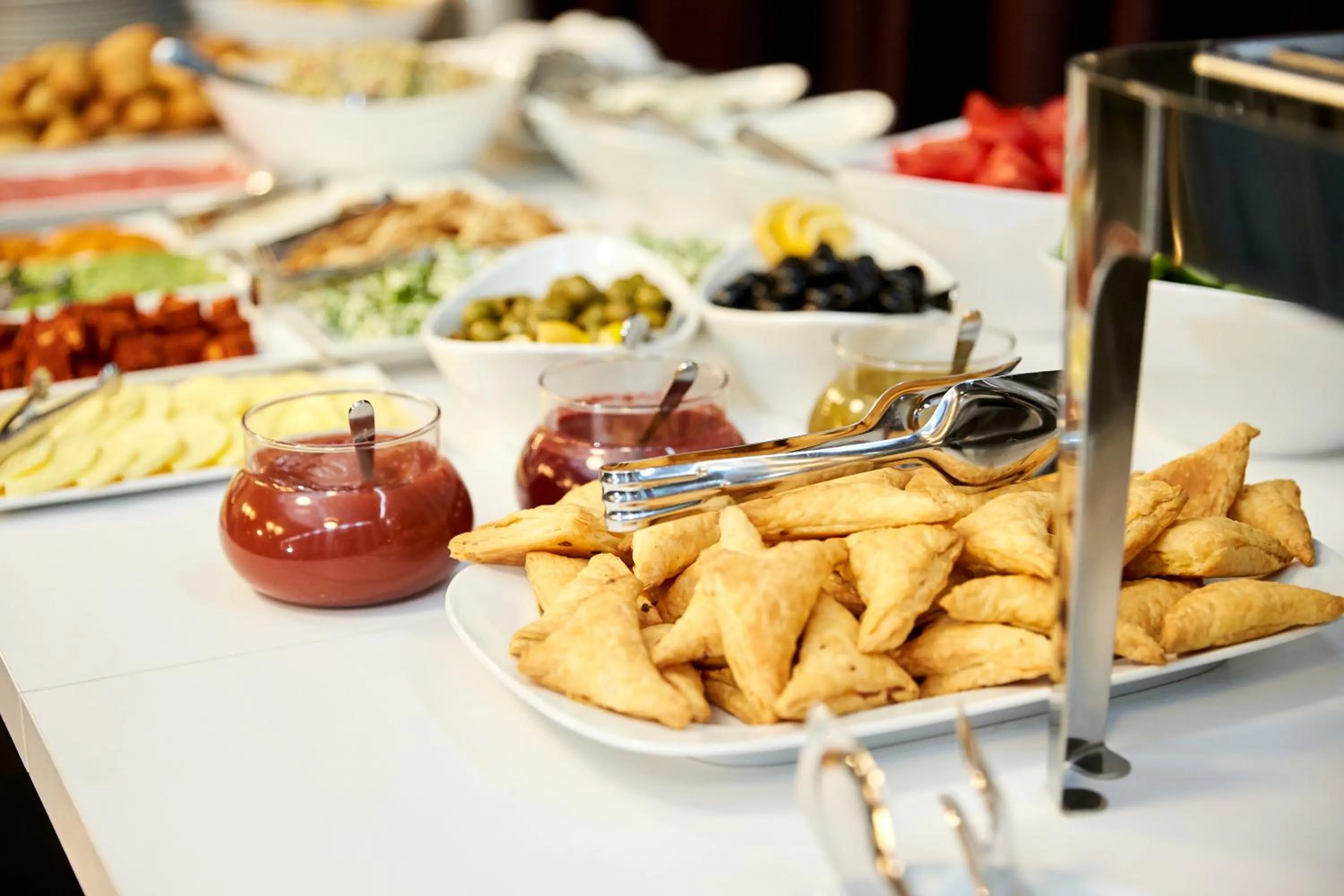 Restaurant/places to eat in Brosse Garden