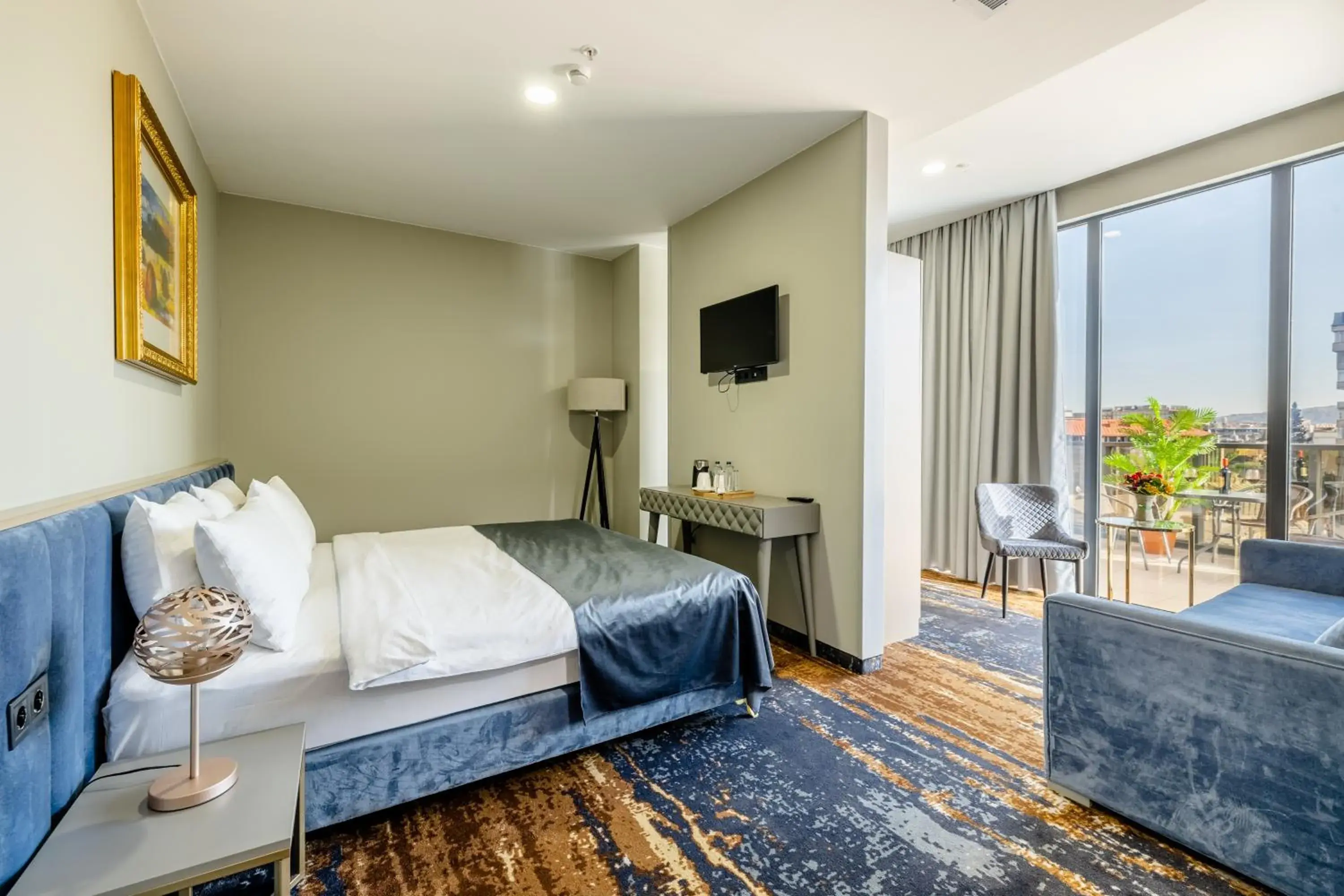 Junior Suite with Terrace in Brosse Garden Junior Suite with Terrace in Brosse Garden