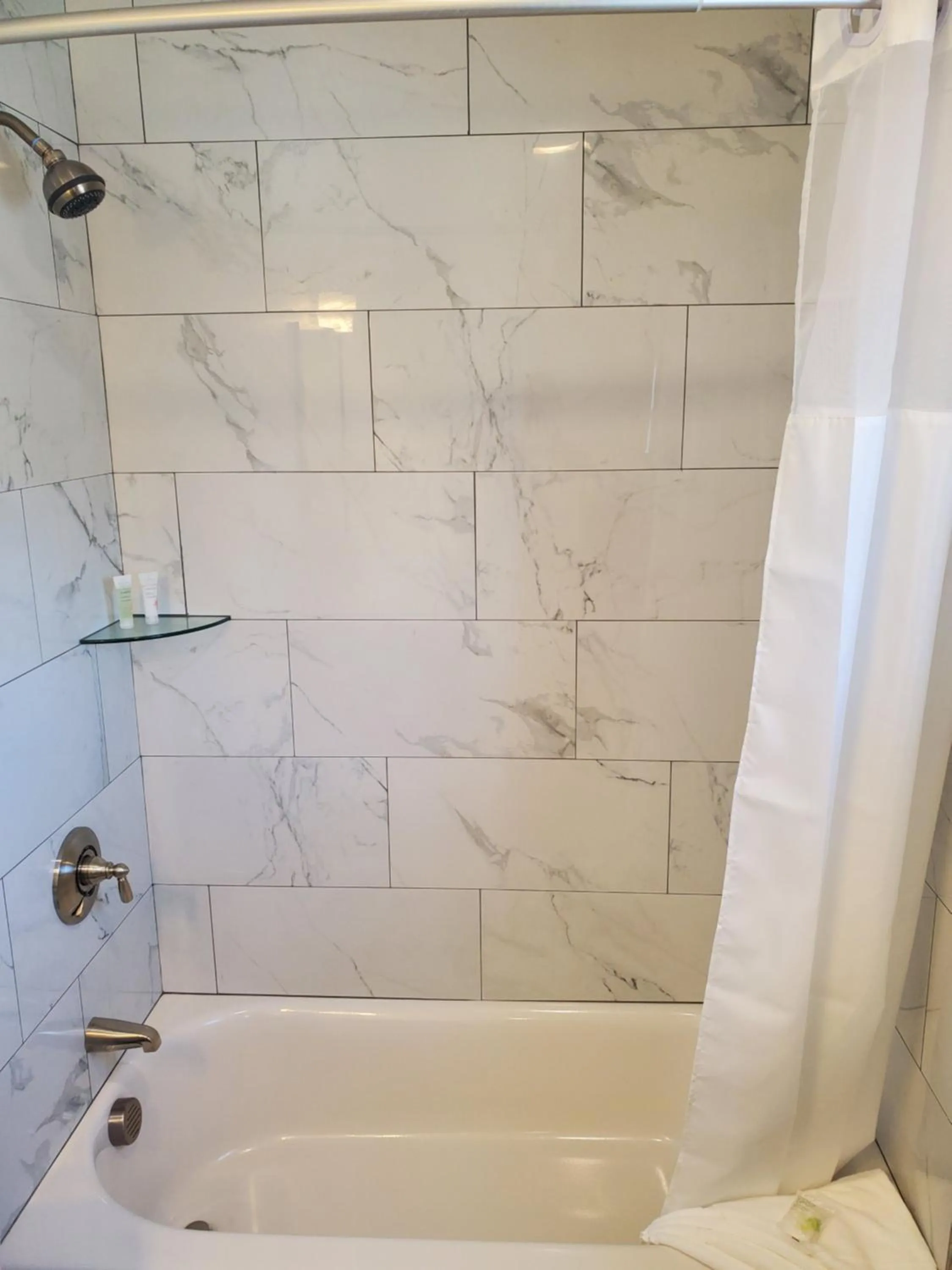 Bath in Anchorage Motel