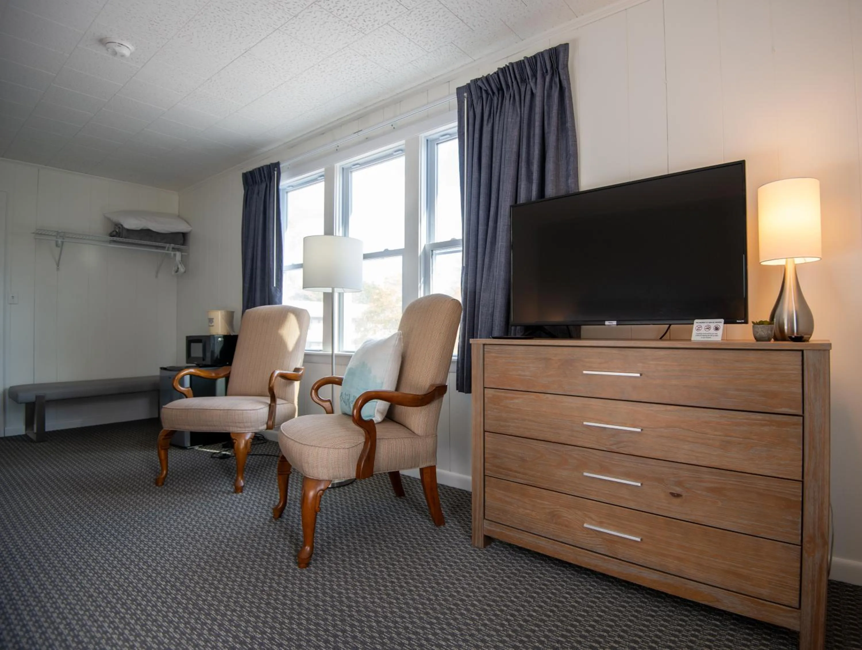 TV and multimedia in Anchorage Motel