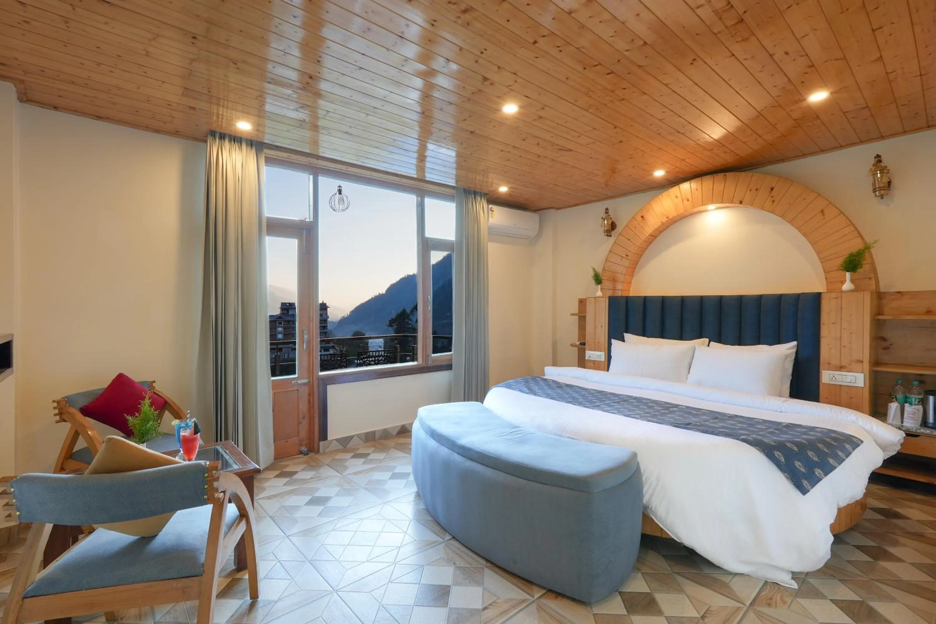 Property building, Bed in Snow City's Montana Blues Resort Manali - Heated & Air-Cooled Stay