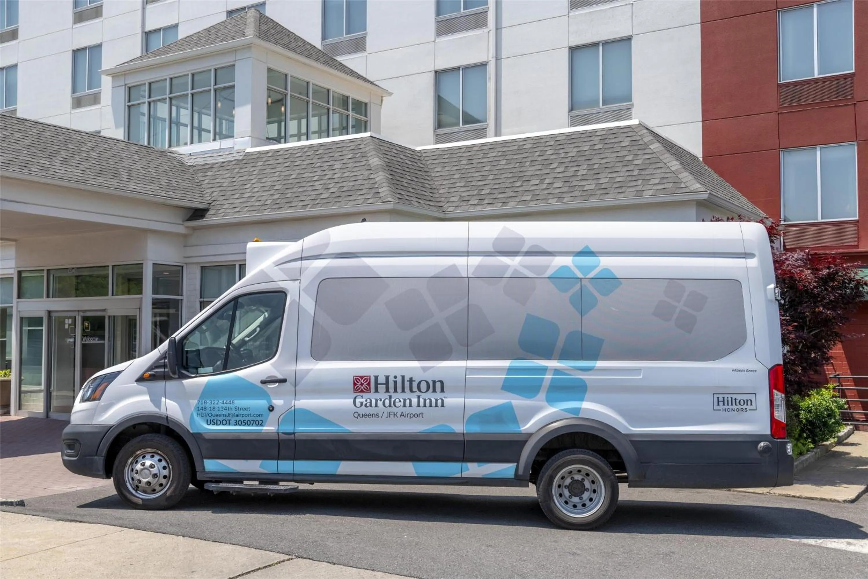 shuttle in Hilton Garden Inn Queens JFK