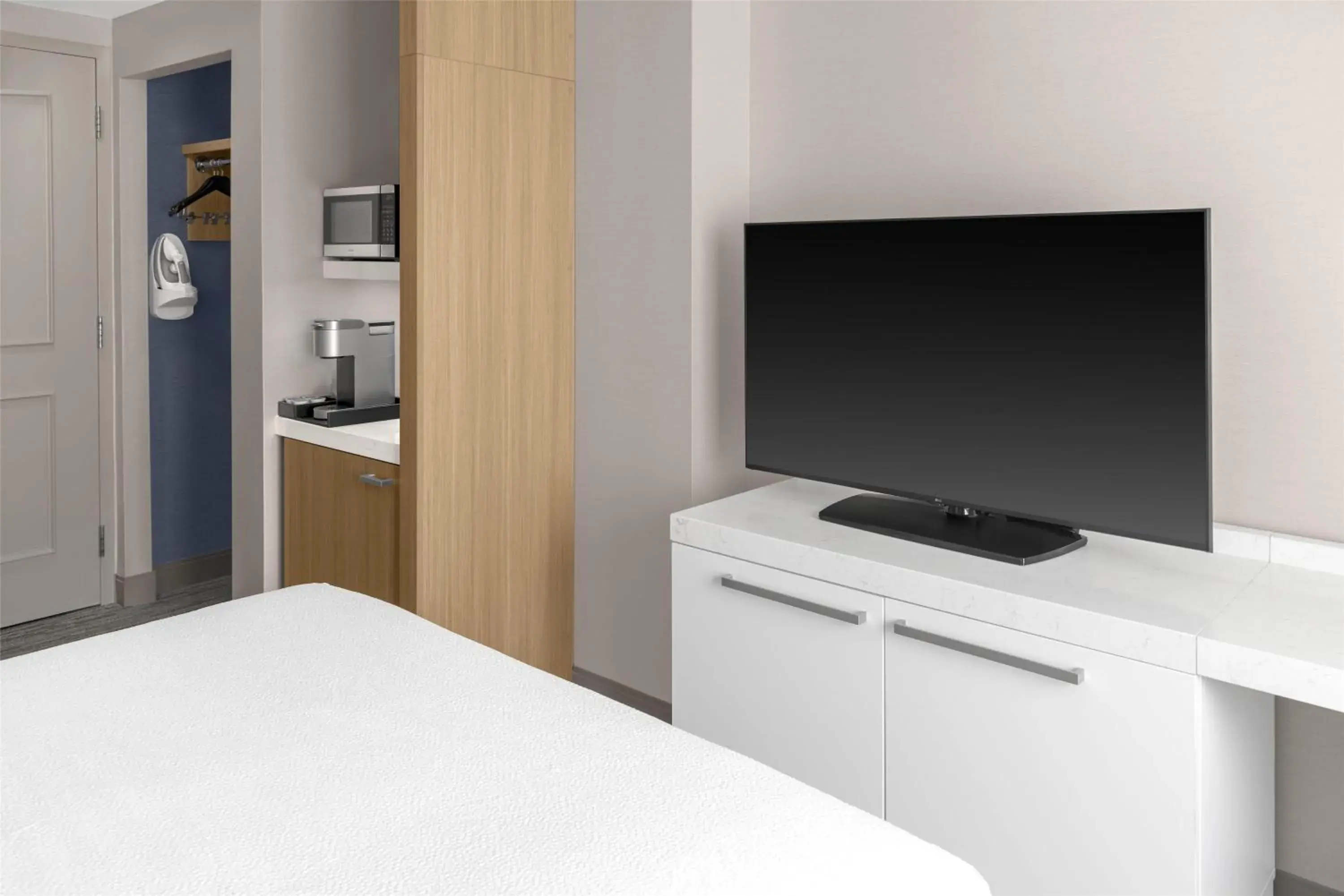 Queen Room in Hilton Garden Inn Queens JFK Queen Room in Hilton Garden Inn Queens JFK