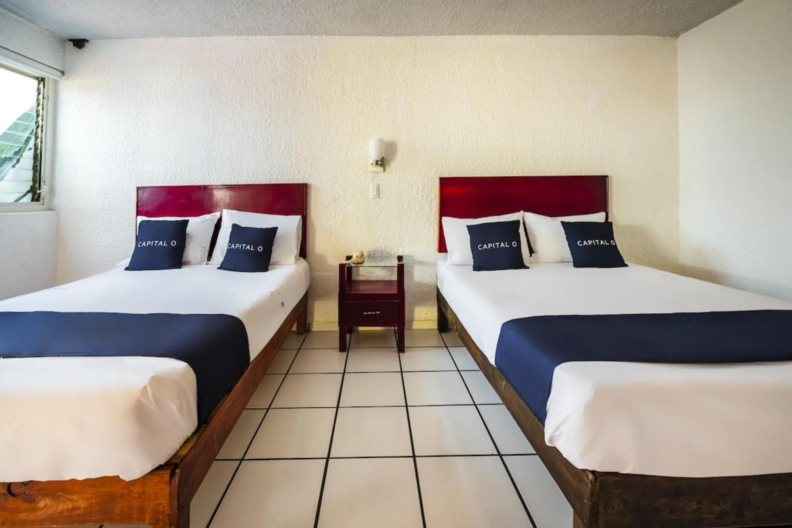 Bedroom, Bed in Capital O Colón, Ciudad Guzmán Jalisco