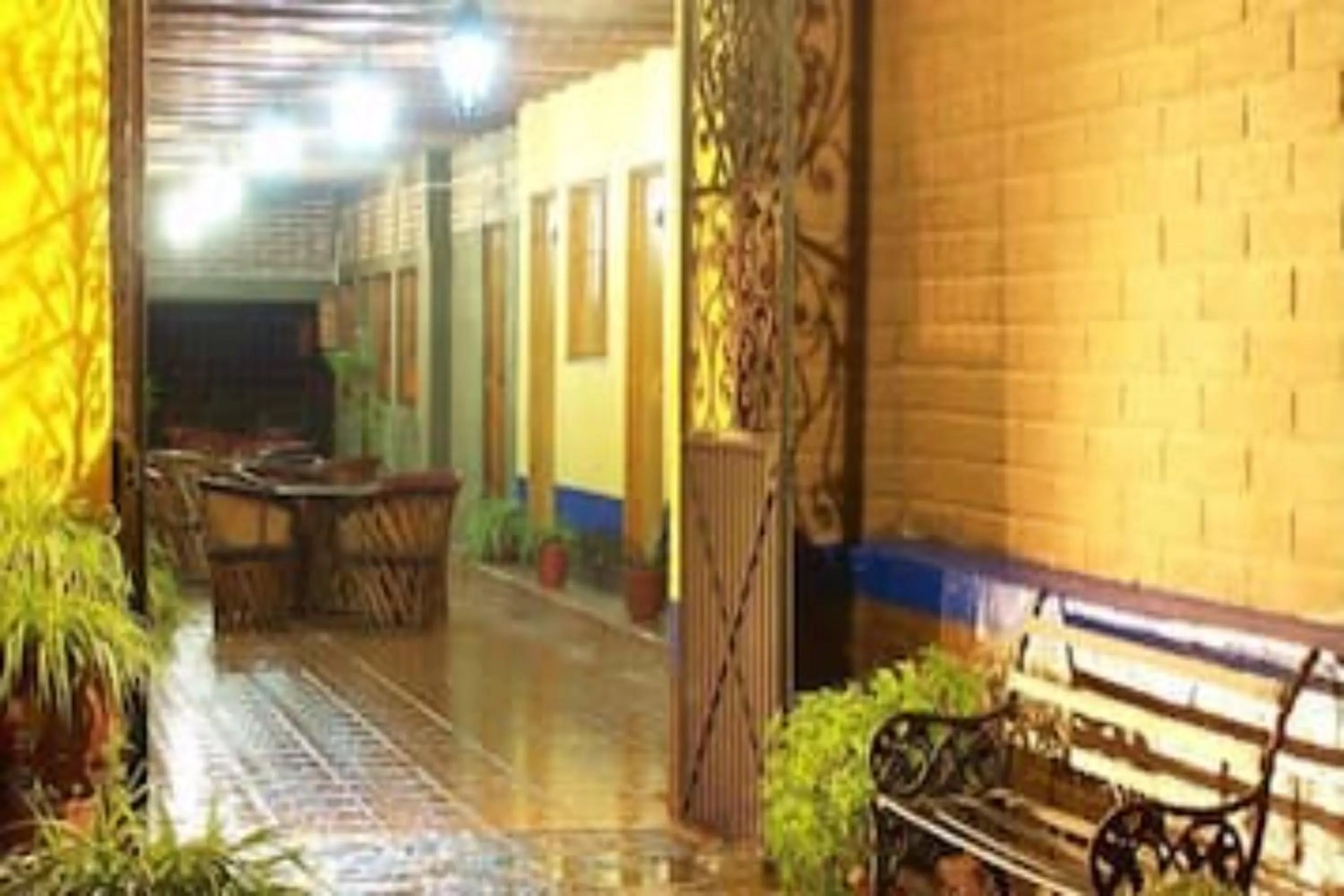 Seating area in Capital O Colón, Ciudad Guzmán Jalisco