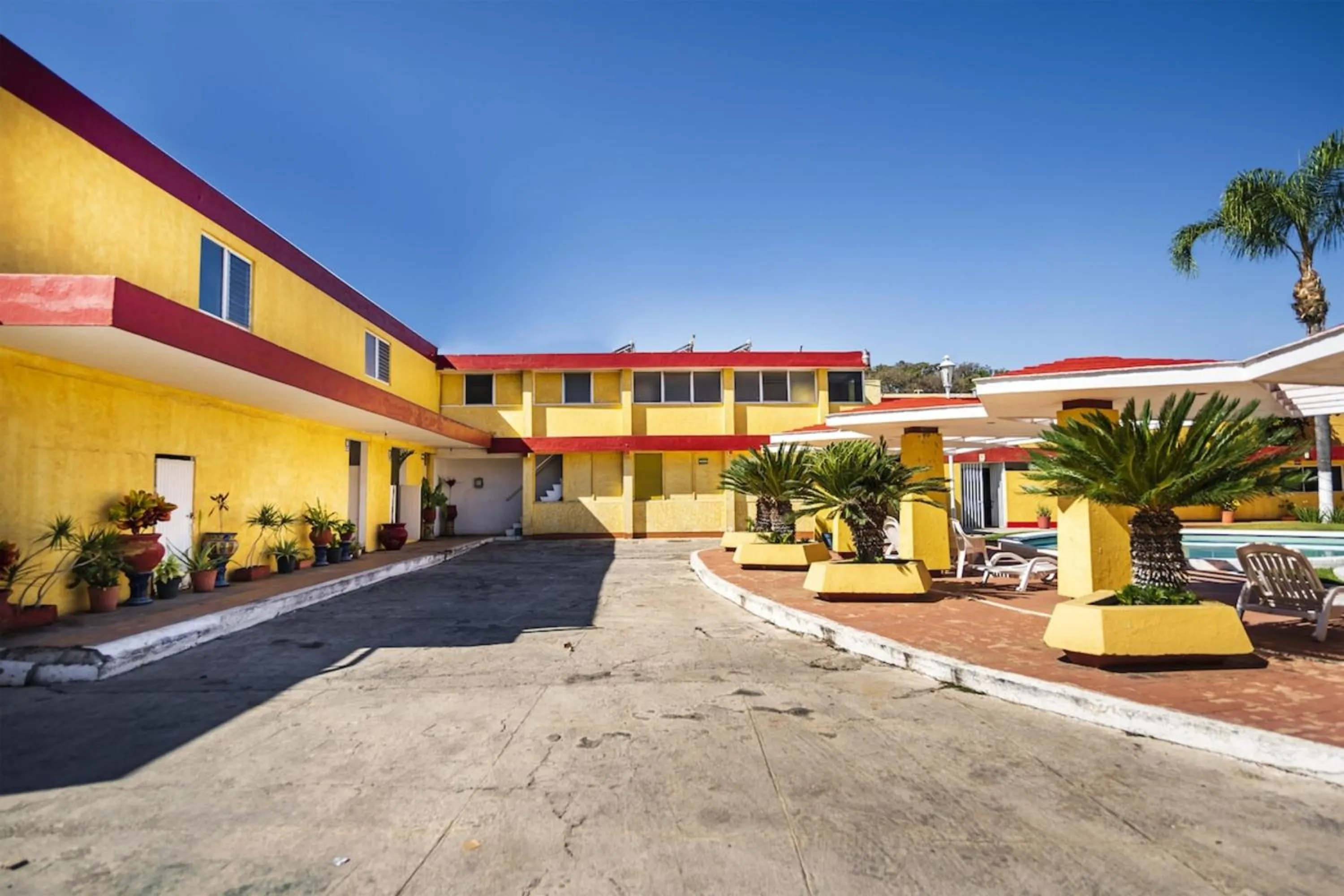 Property building in Capital O Colón, Ciudad Guzmán Jalisco