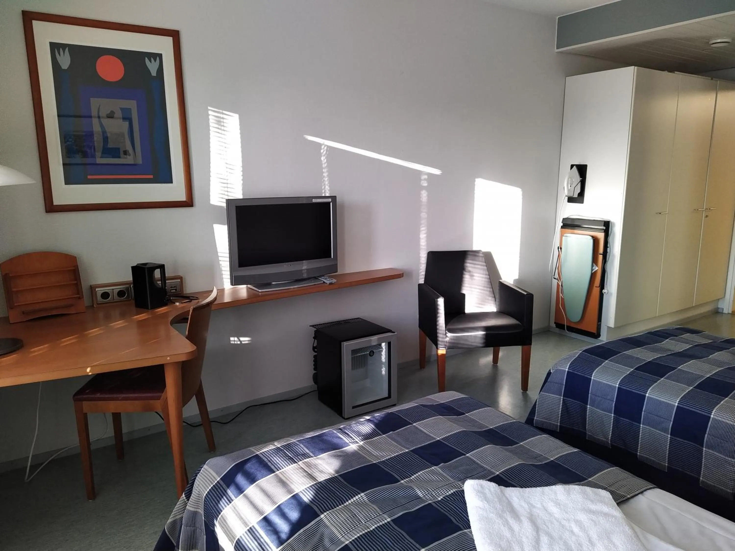 Photo of the whole room, Bed in West Side Hotel