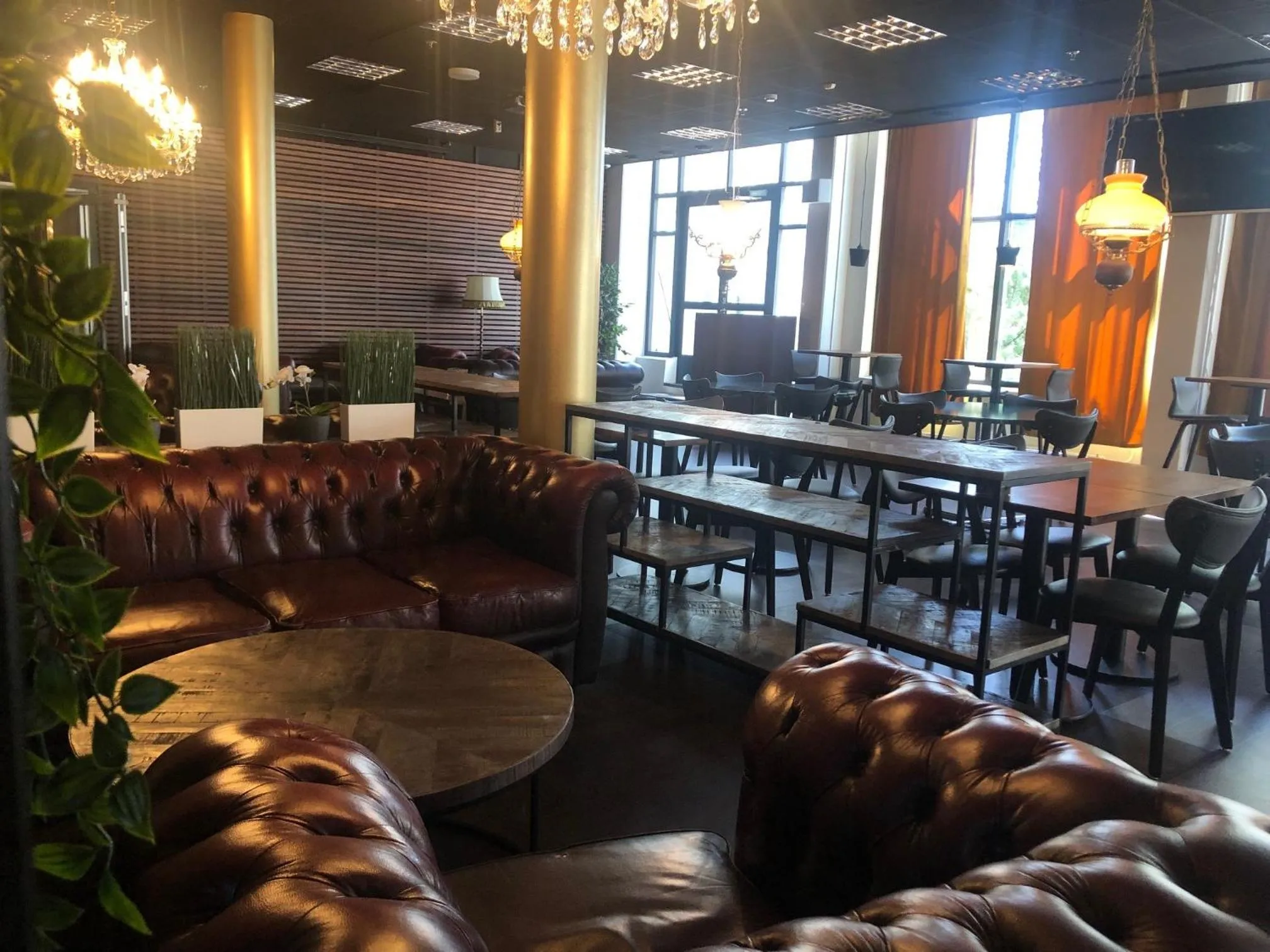 Lounge or bar in West Side Hotel