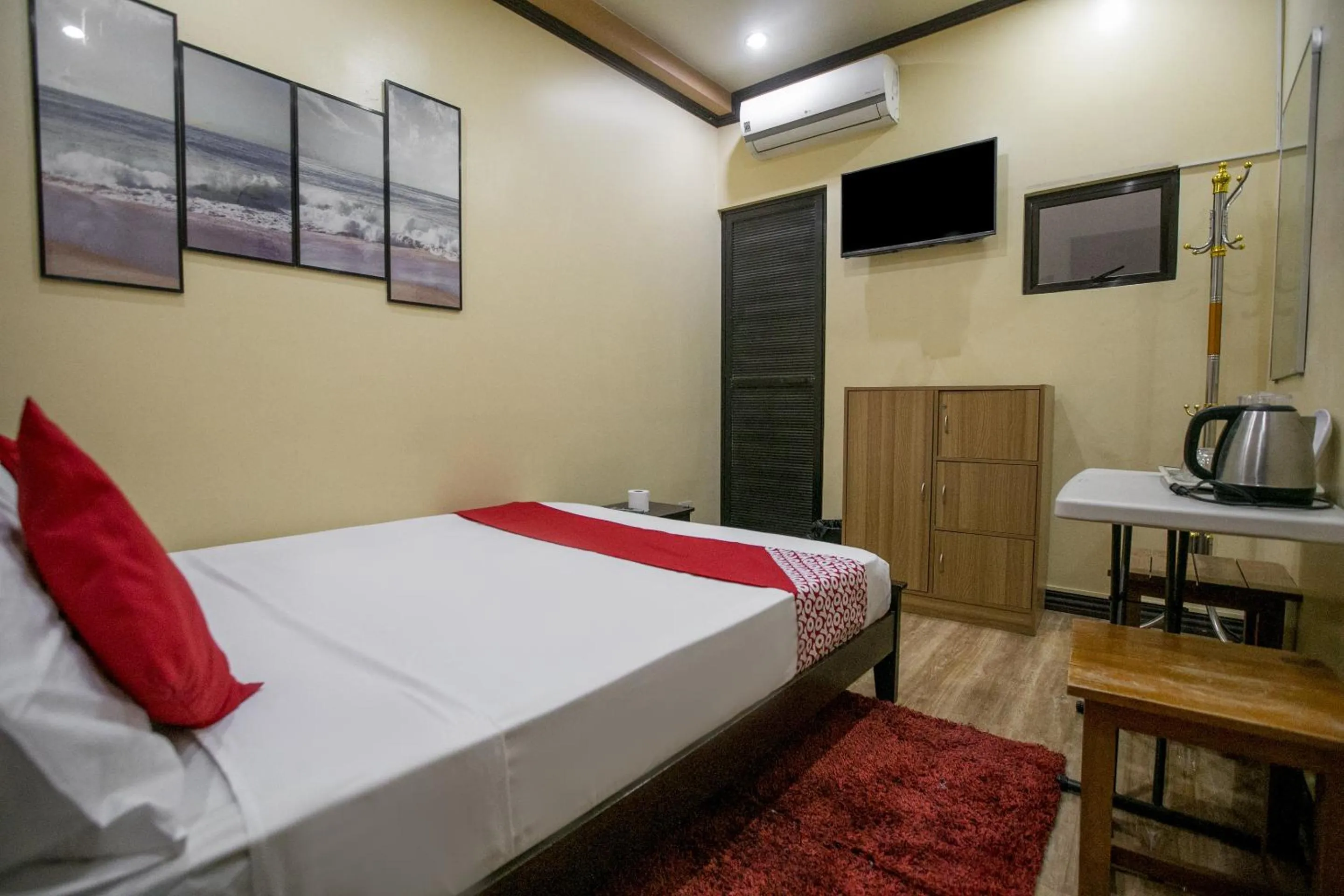 Bedroom, Bed in Rjat Guesthouse