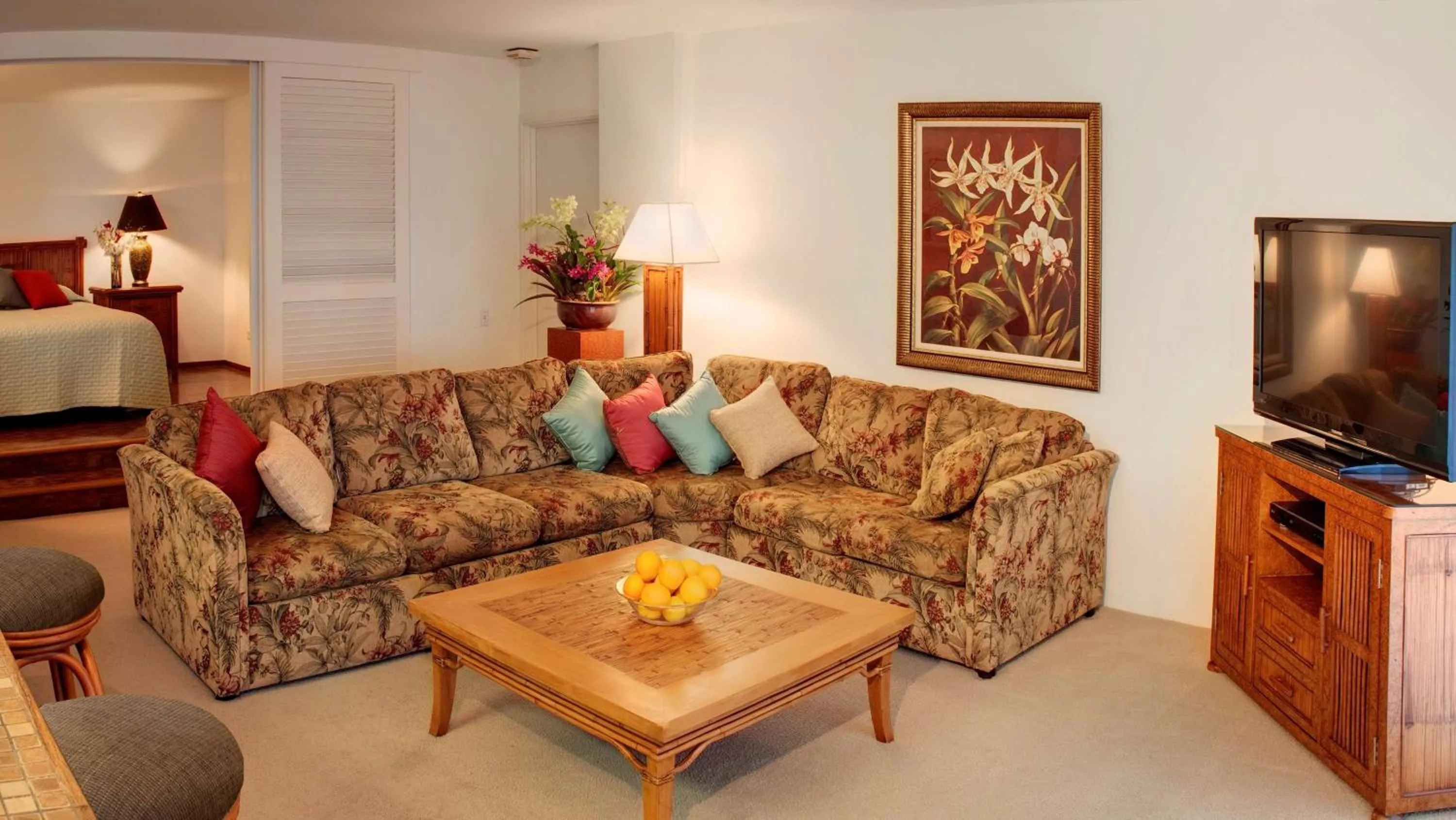 Photo of the whole room in Kaanapali Alii