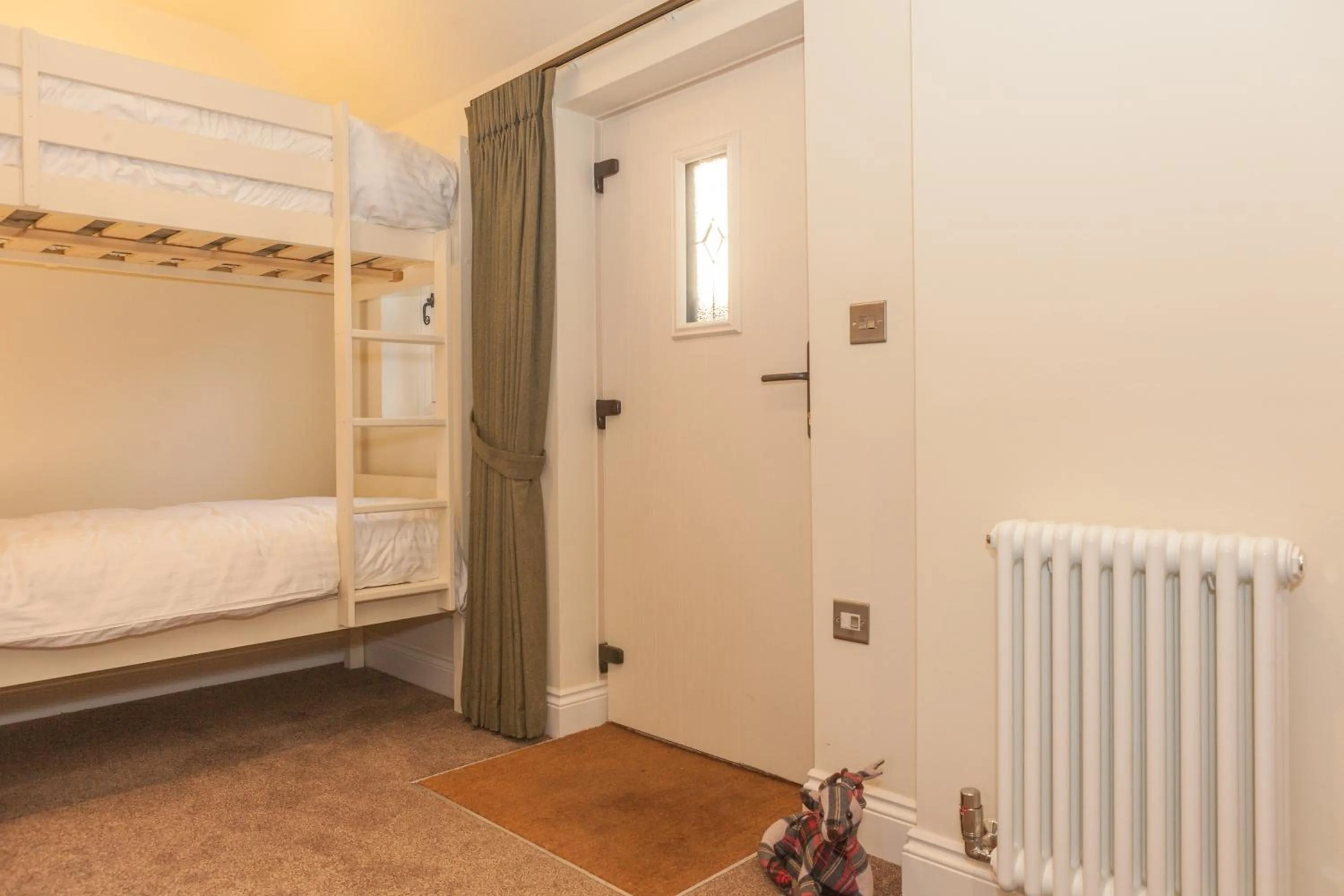 Other, Bed in Thatched Eaves