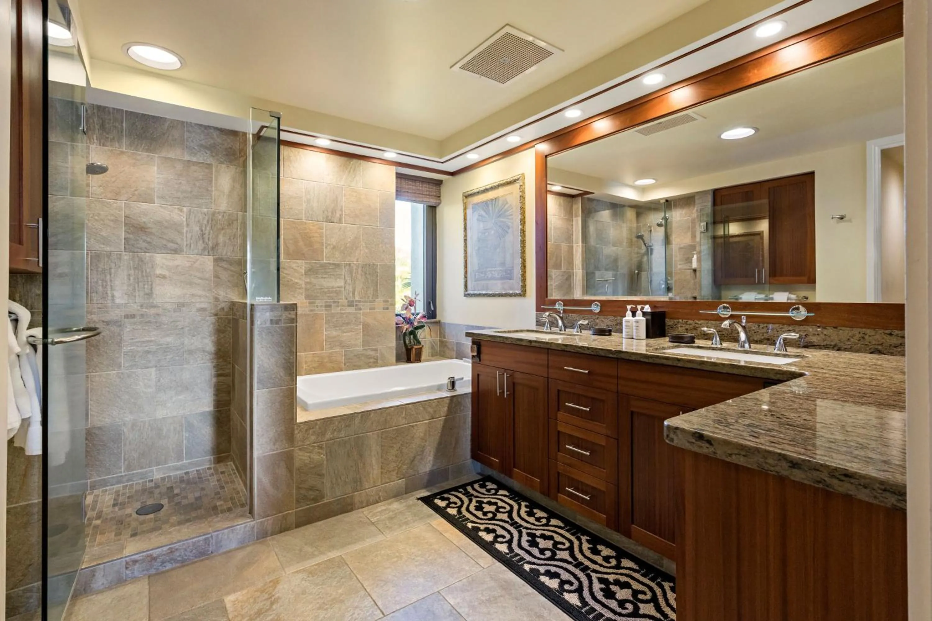 Bathroom in Mauna Lani Point