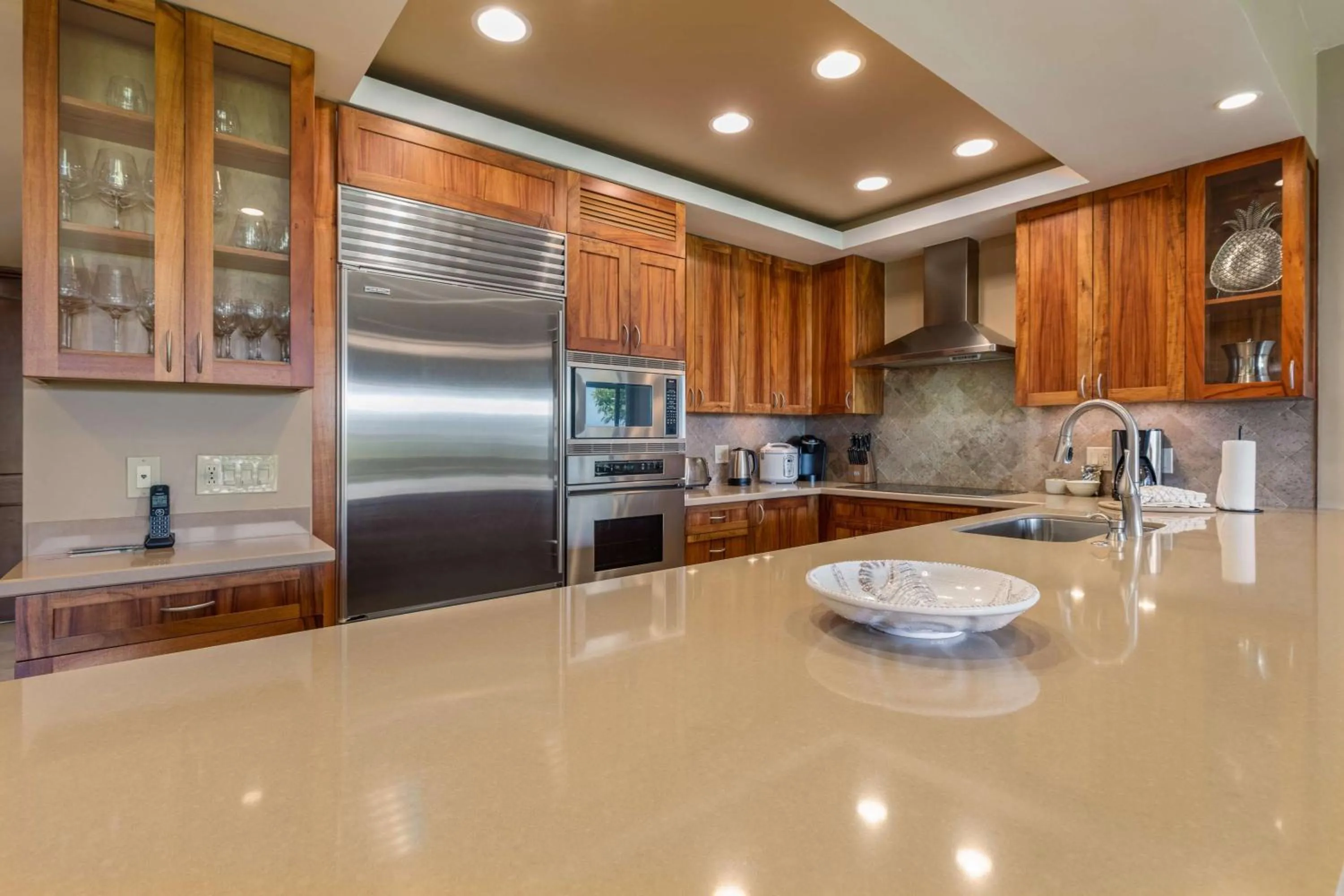 Photo of the whole room in Mauna Lani Point