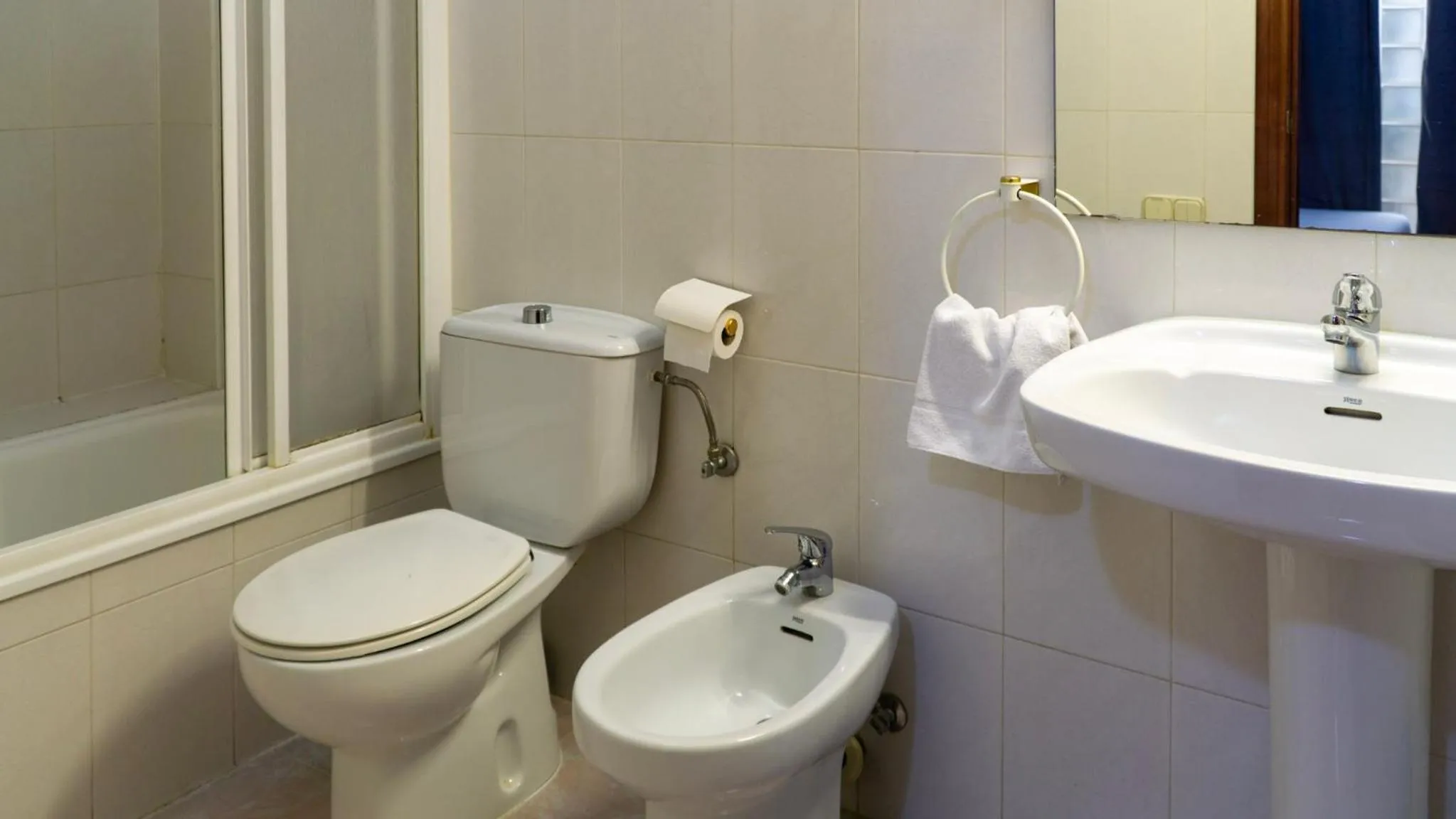 Bathroom in SunDos Feria Valencia