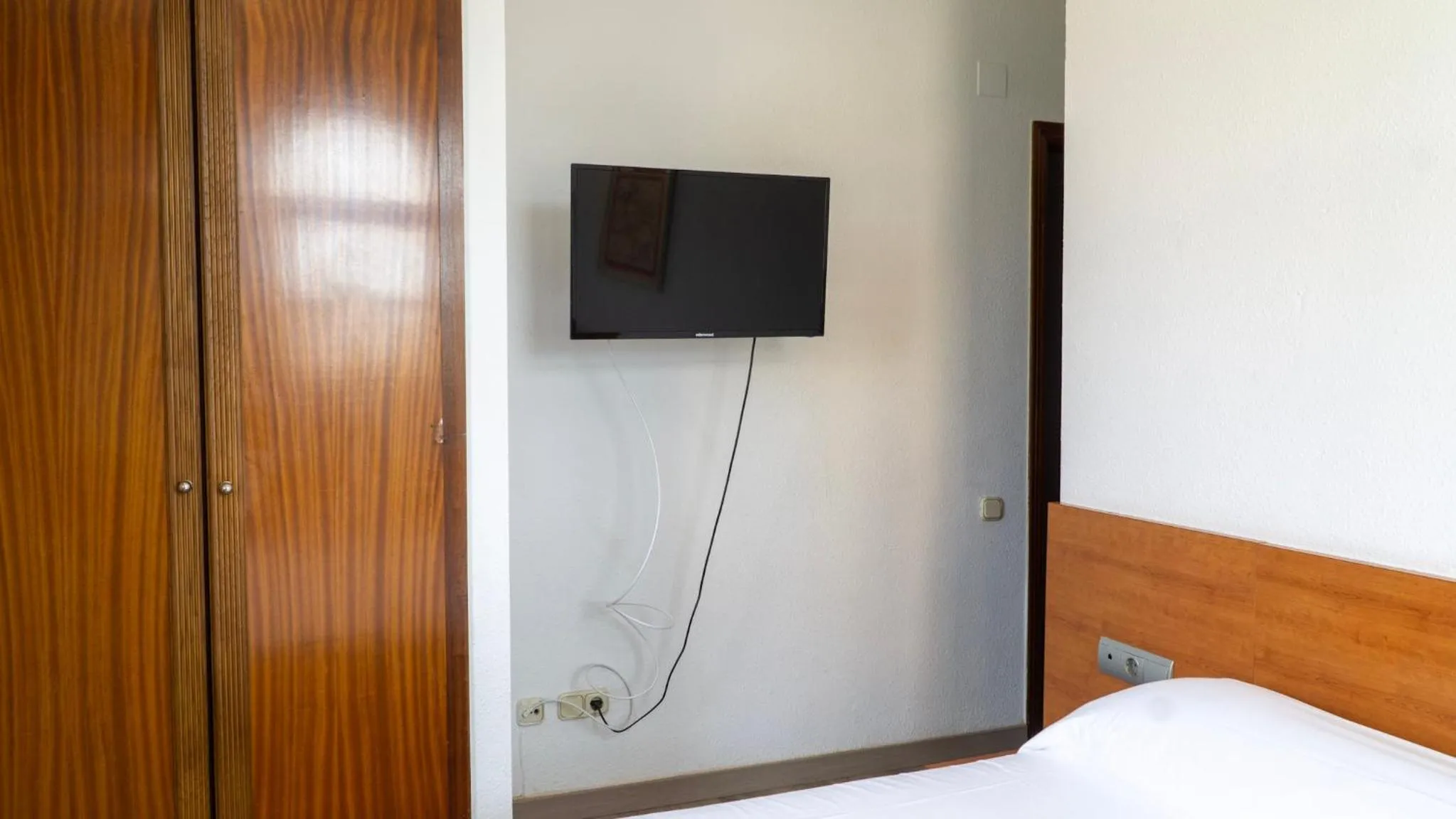 Bed in SunDos Feria Valencia