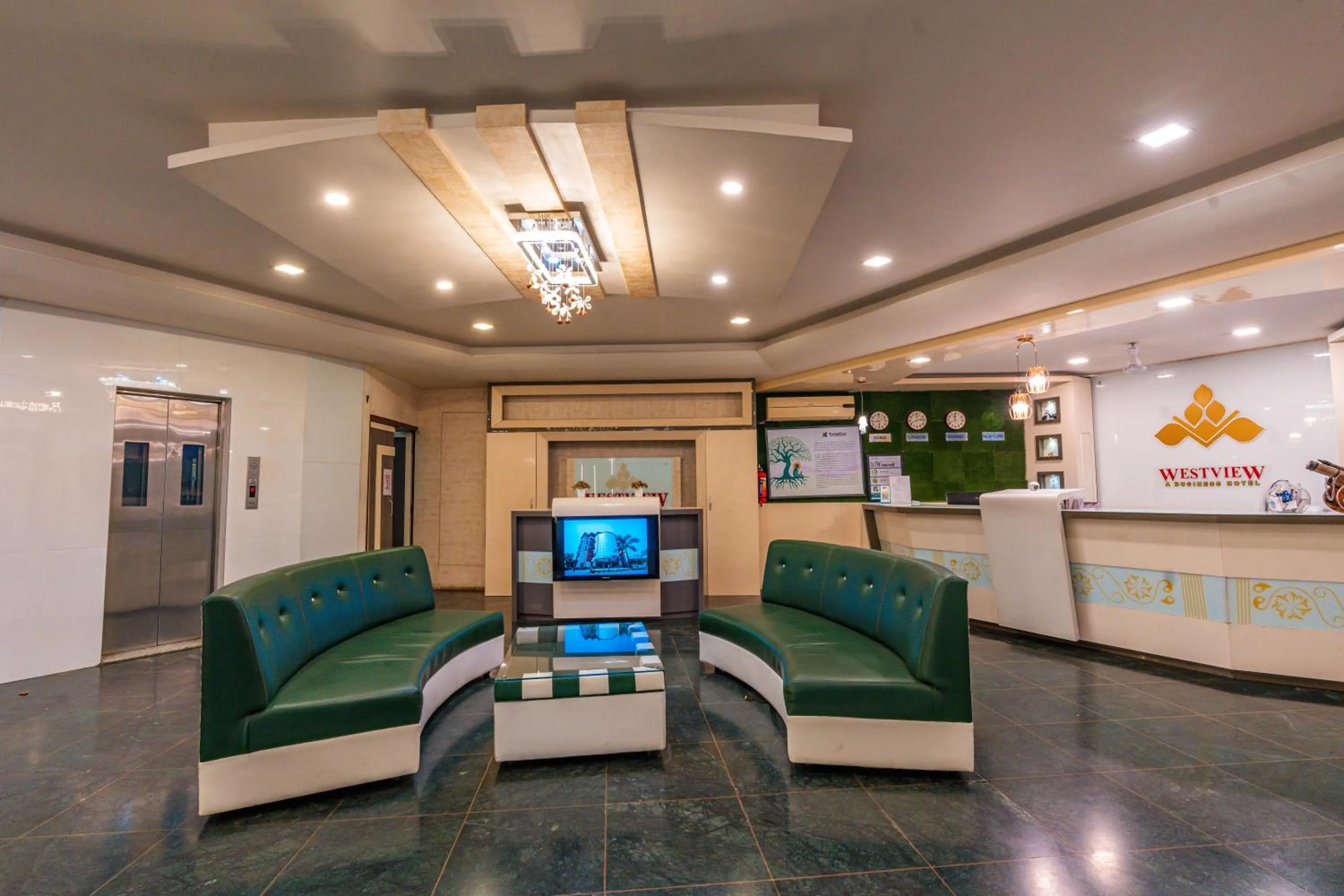 Lobby or reception in Treebo Westview
