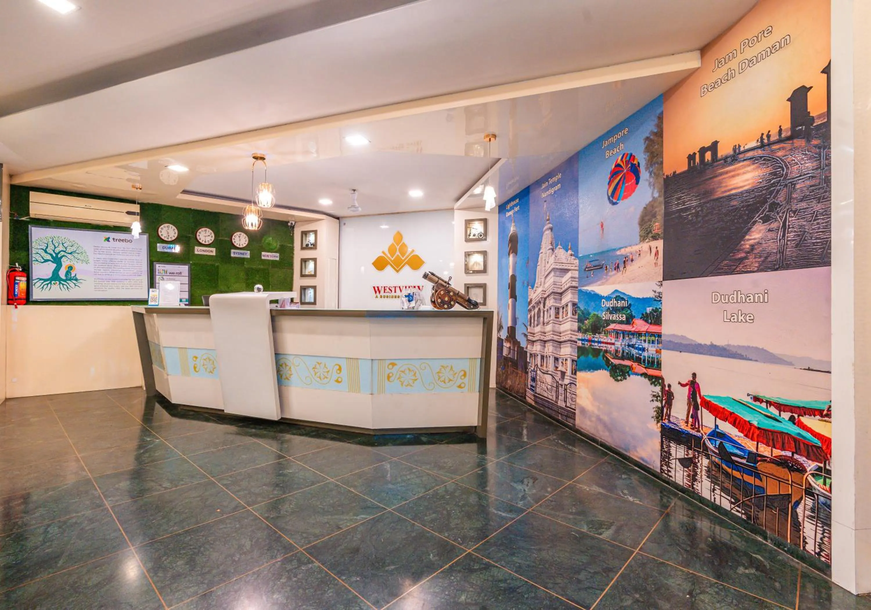 Lobby or reception in Treebo Westview