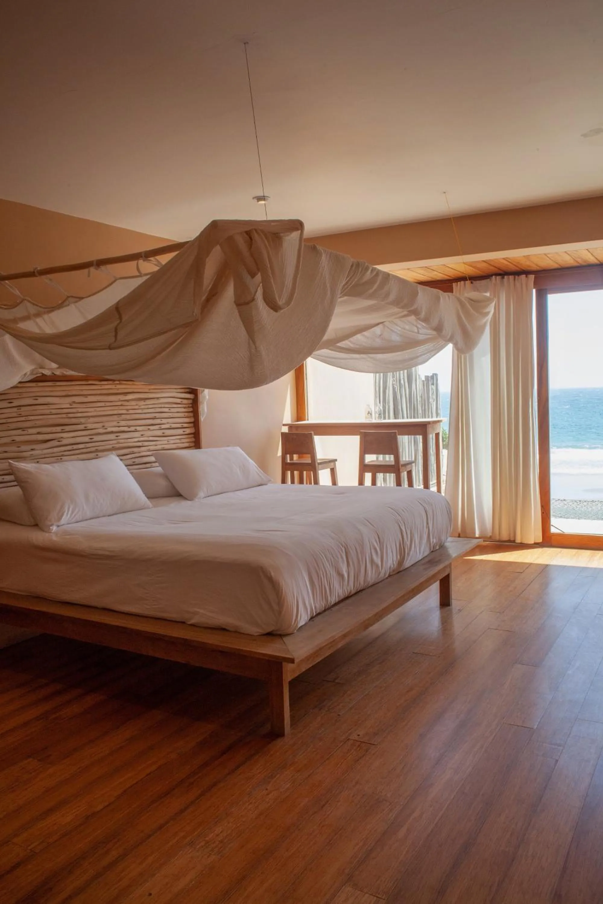 Photo of the whole room in Alma Loft