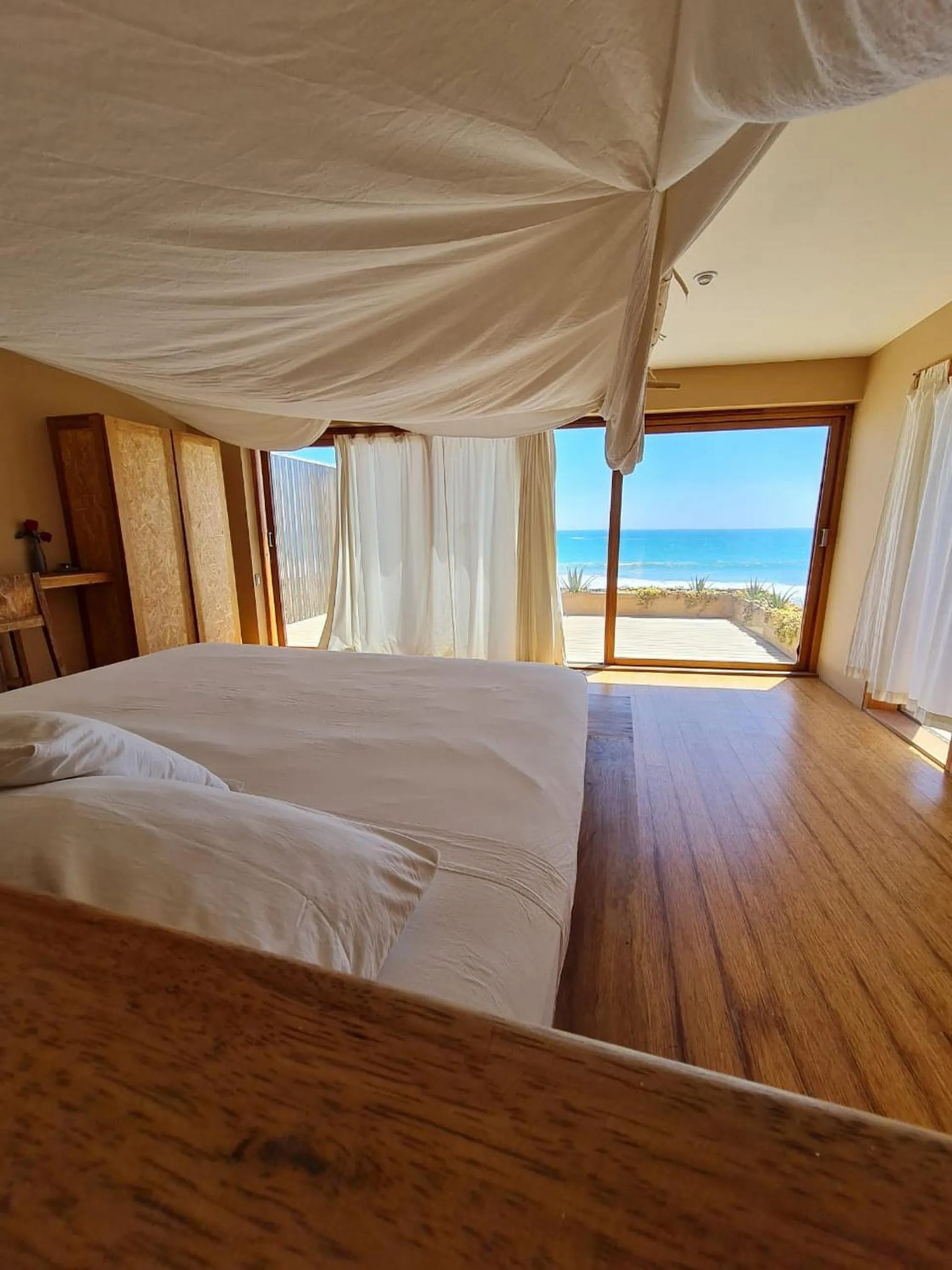 Photo of the whole room in Alma Loft