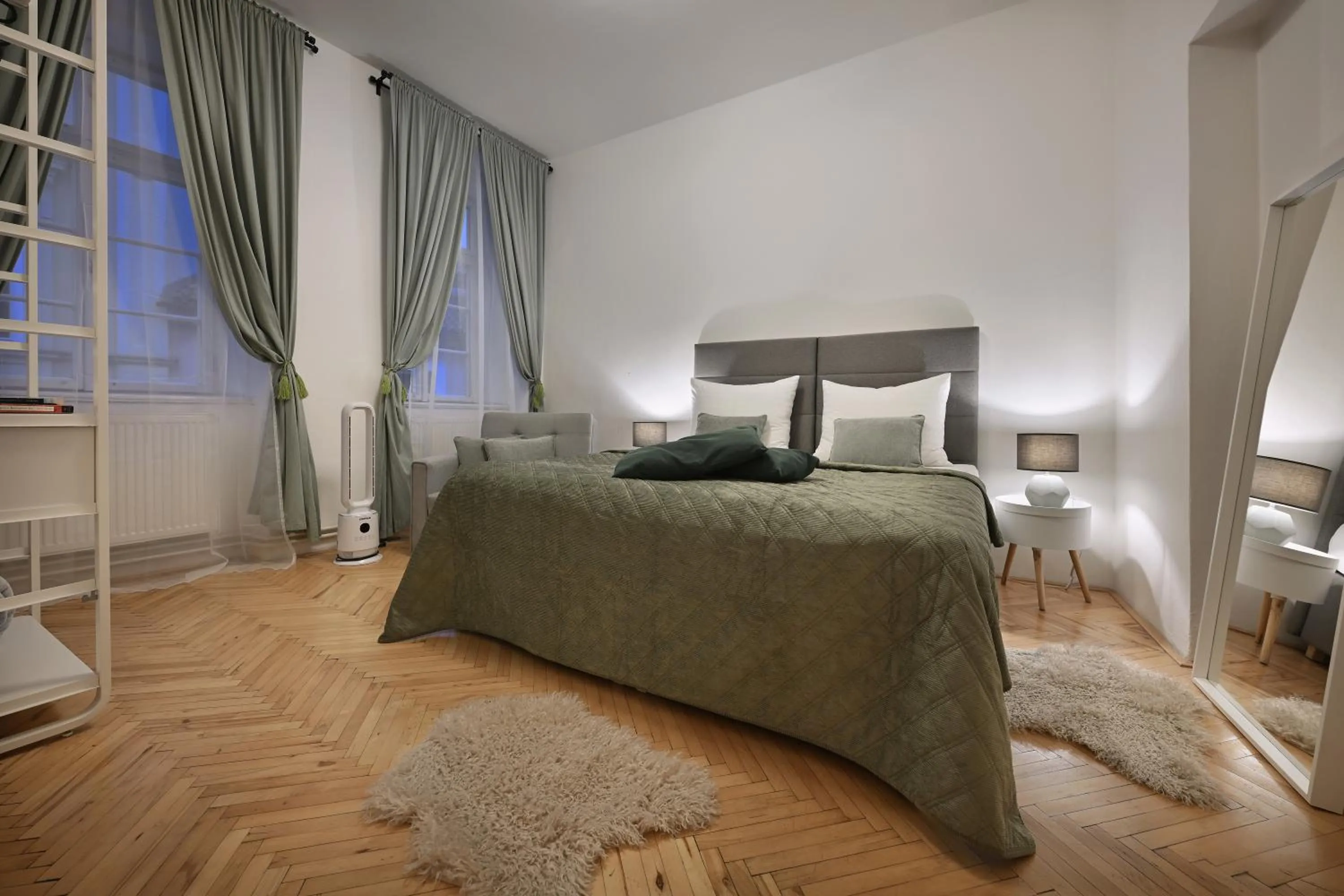 Bed in White Swan Boutique Apartments