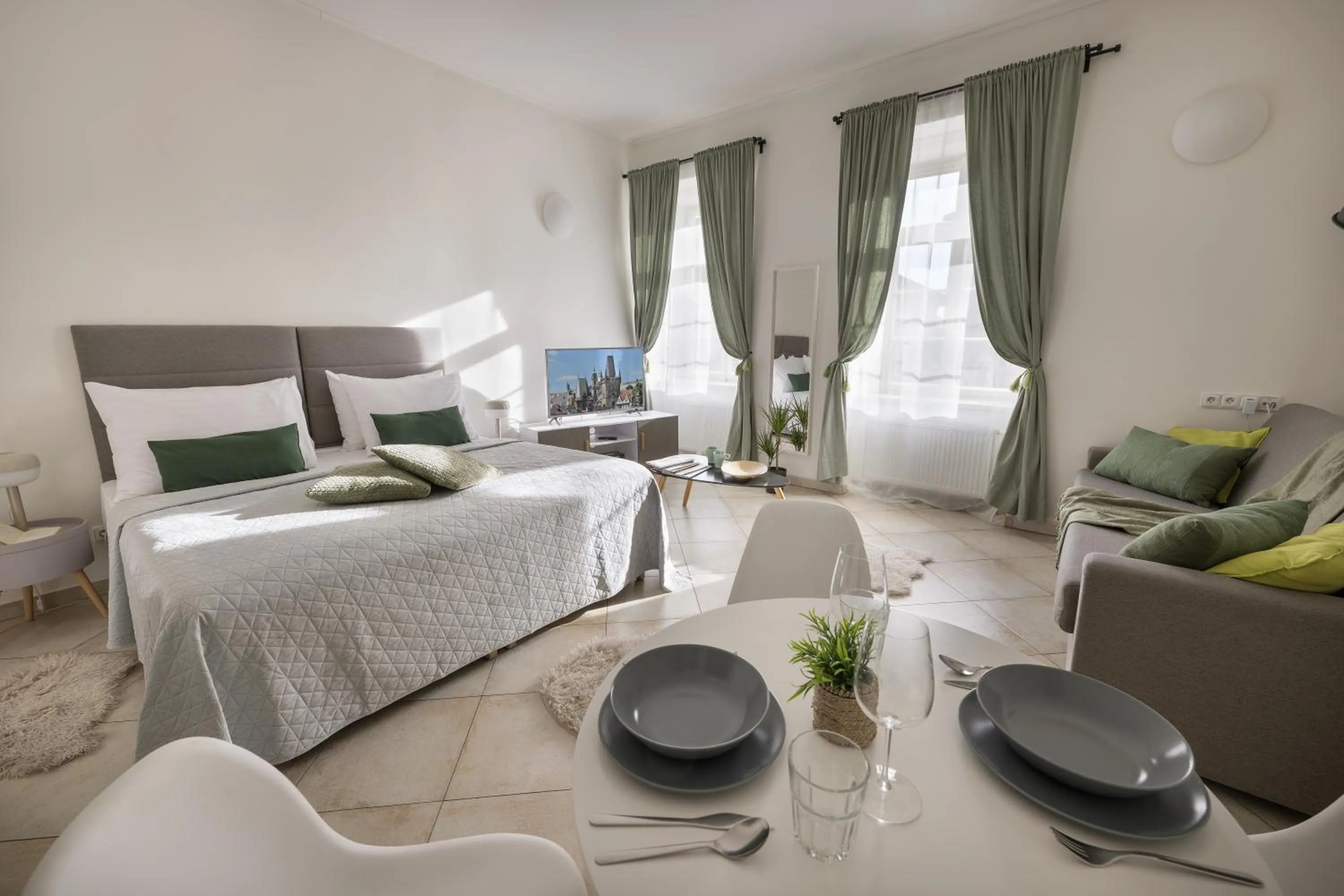 Bed in White Swan Boutique Apartments