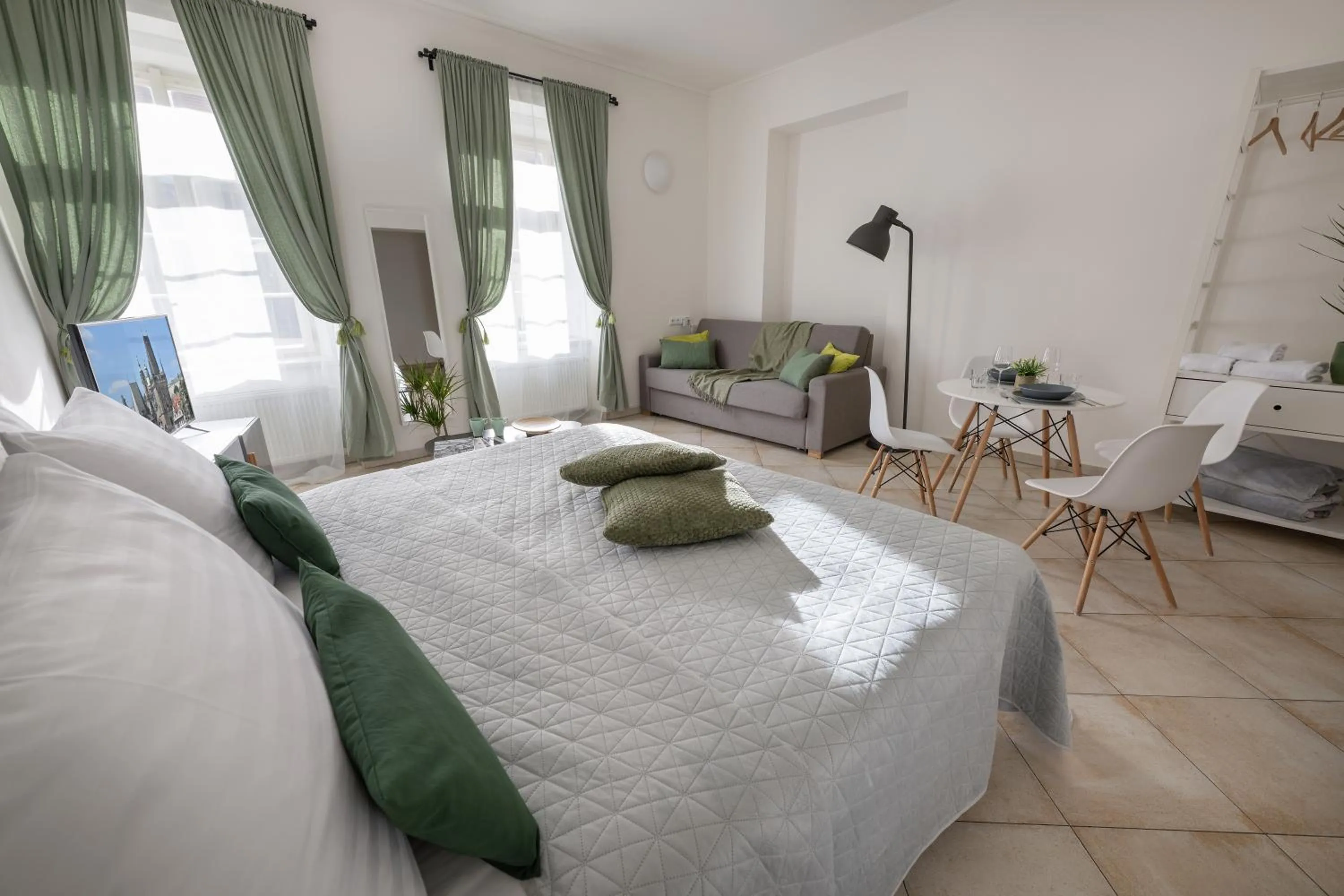 Bed in White Swan Boutique Apartments