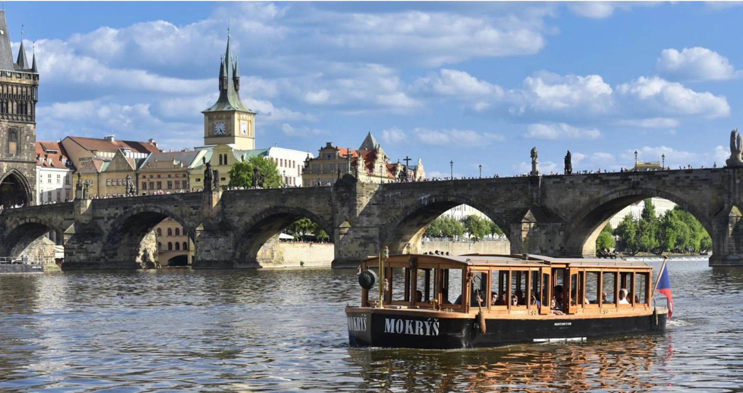 Nearby landmark in White Swan Boutique Apartments