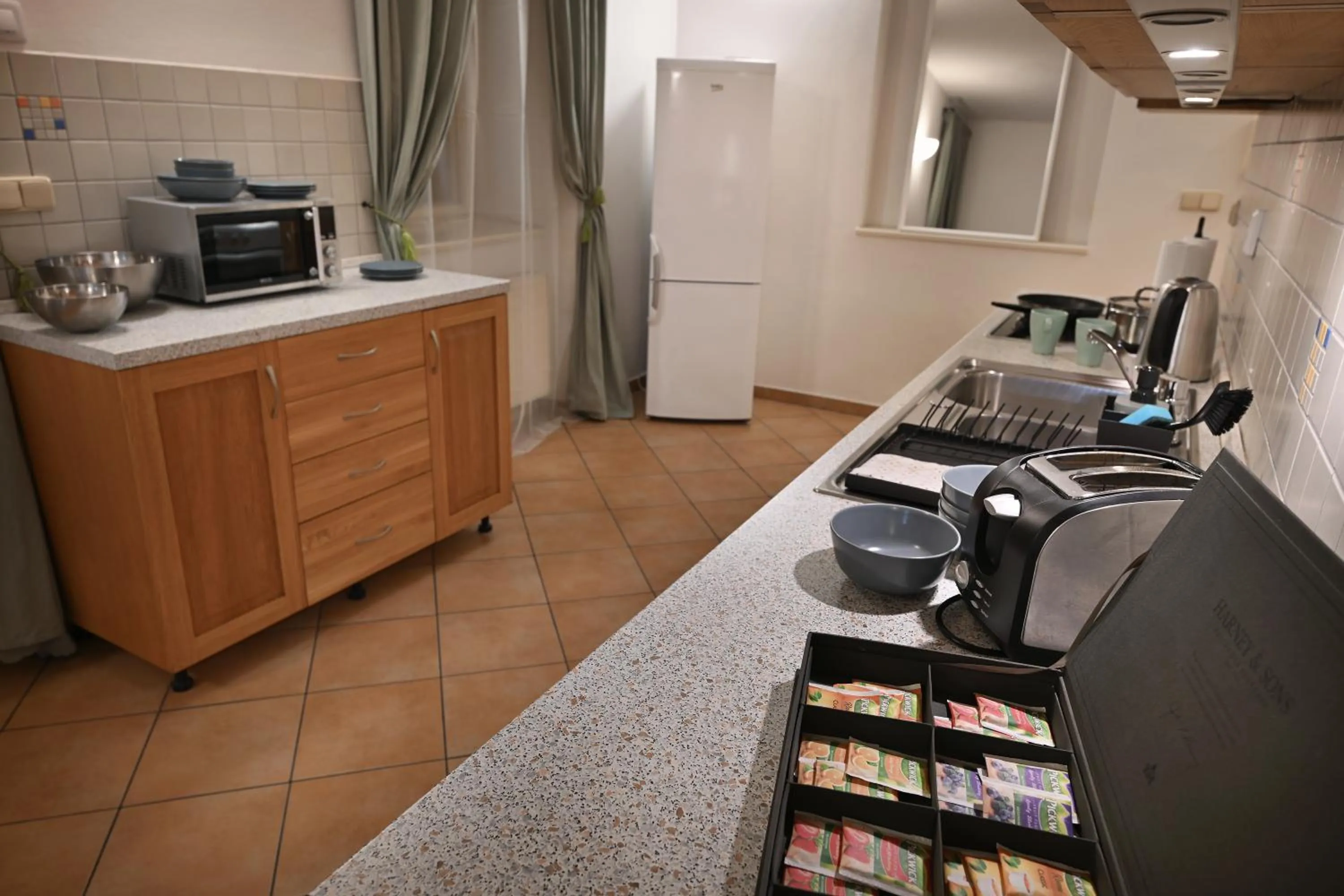 Coffee/tea facilities in White Swan Boutique Apartments
