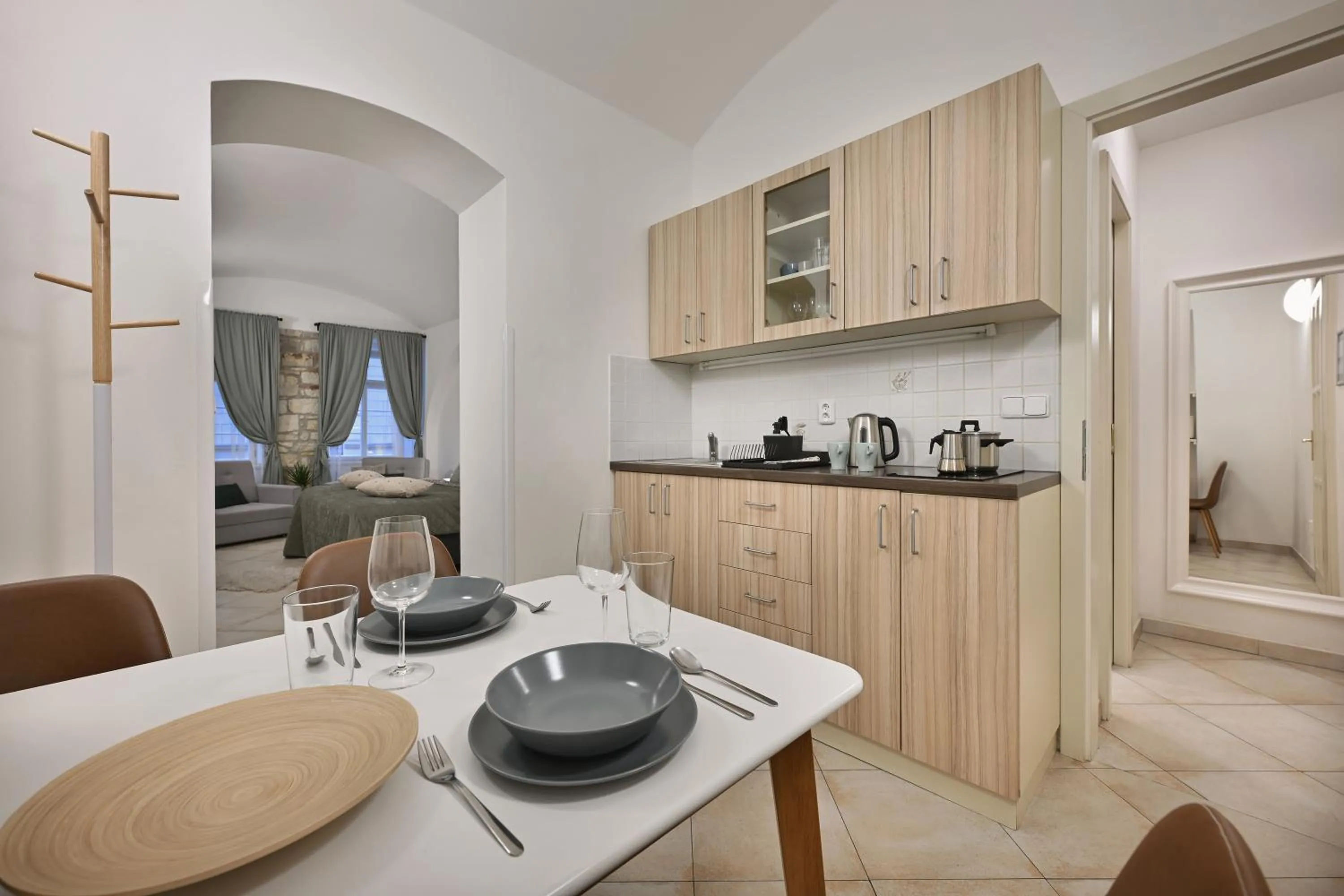 Kitchen or kitchenette in White Swan Boutique Apartments